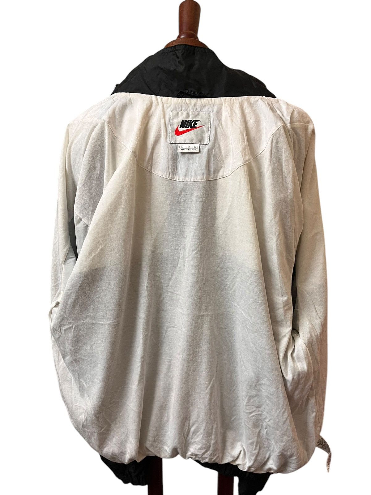Nike × Vintage Vintage Nike Light Jacket Size US M / EU 48-50 / 2 - 5 Thumbnail