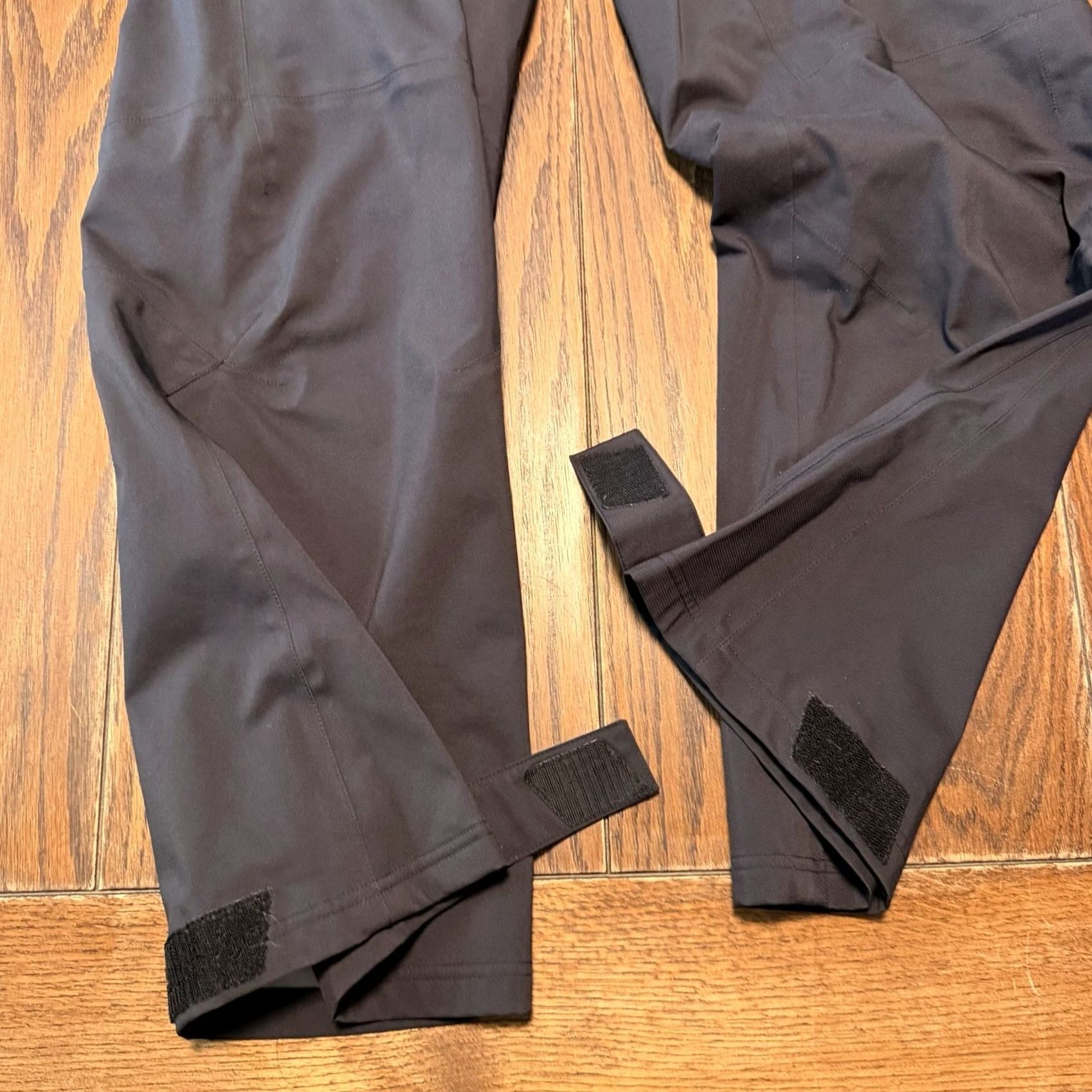 Nike VTG 90s NIKE Track Pants Mens XXL Black Nylon Zip Pockets Adjustable 920220 KL4 Size US 39 - 3 Thumbnail