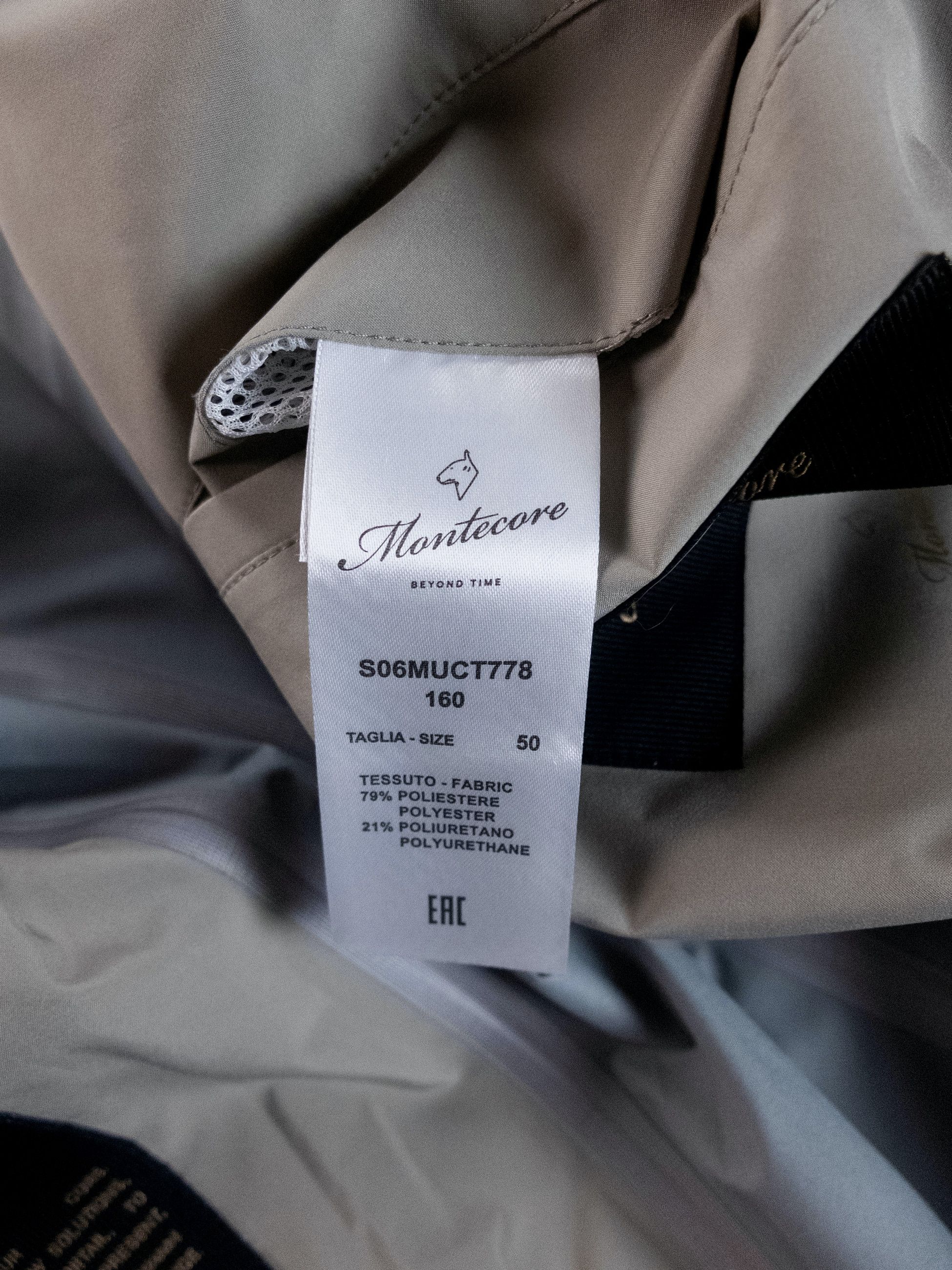 Montecore MONTECORE Italy beige hooded nylon jacket Large Size US L / EU 52-54 / 3 - 12 Thumbnail