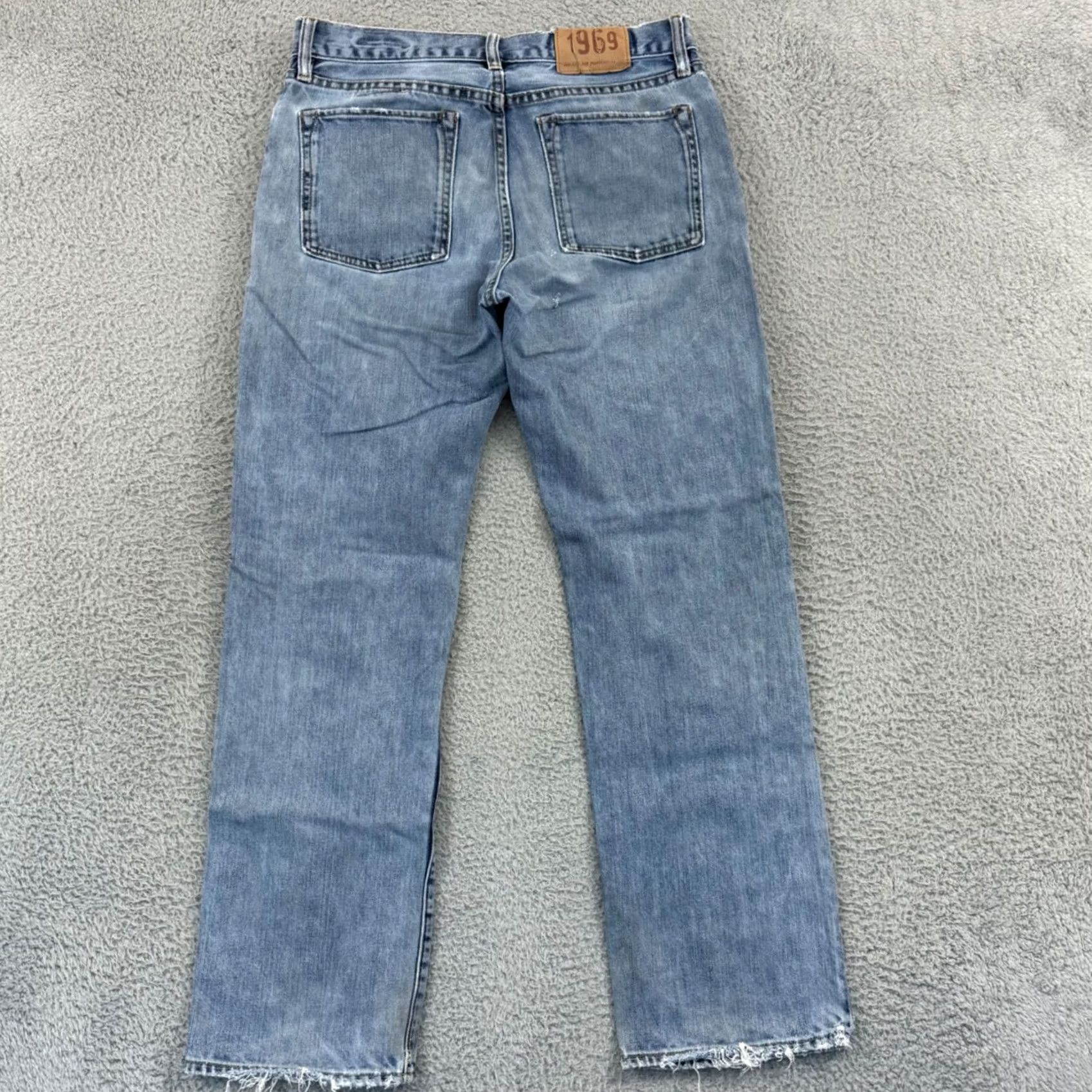 Gap VINTAGE Gap 1969 Jeans Mens 32x32 Blue Straight Leg Relaxed Fit Distressed Denim Size US 32 / EU 48 - 6 Thumbnail