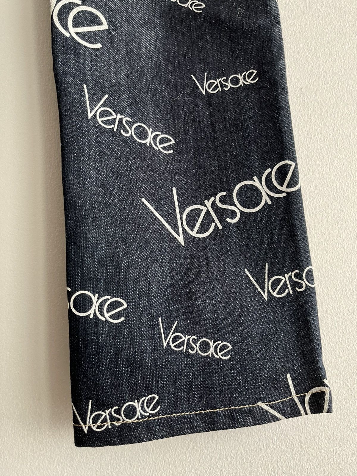 Versace Super Runway Versace Monogram Logo Denim Jeans Brand New Size US 29 - 15 Thumbnail