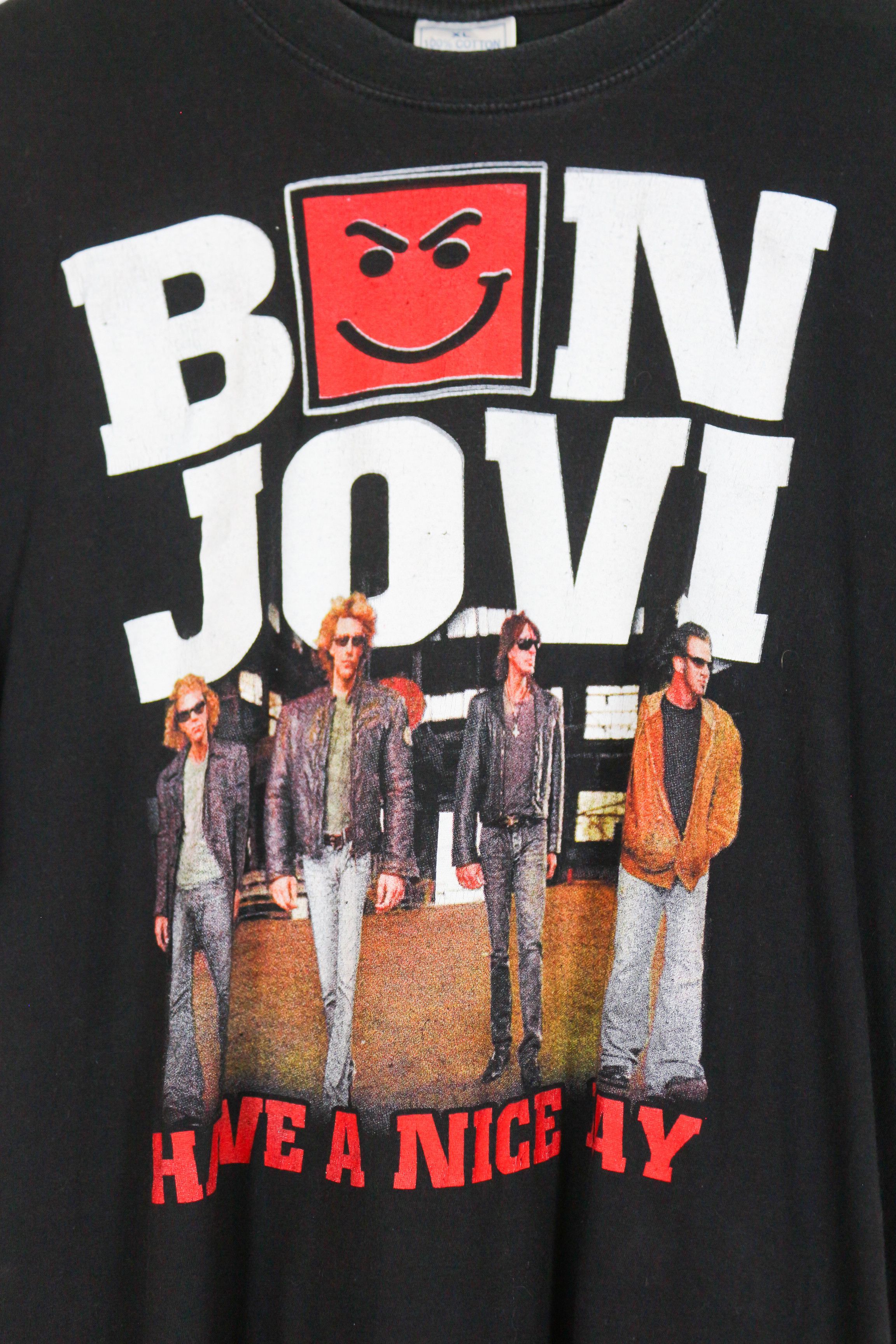 Band Tees Vintage Bon Jovi Have a Nice Day Tour Graphic Tee T-shirt Size US XL / EU 56 / 4 - 3 Thumbnail
