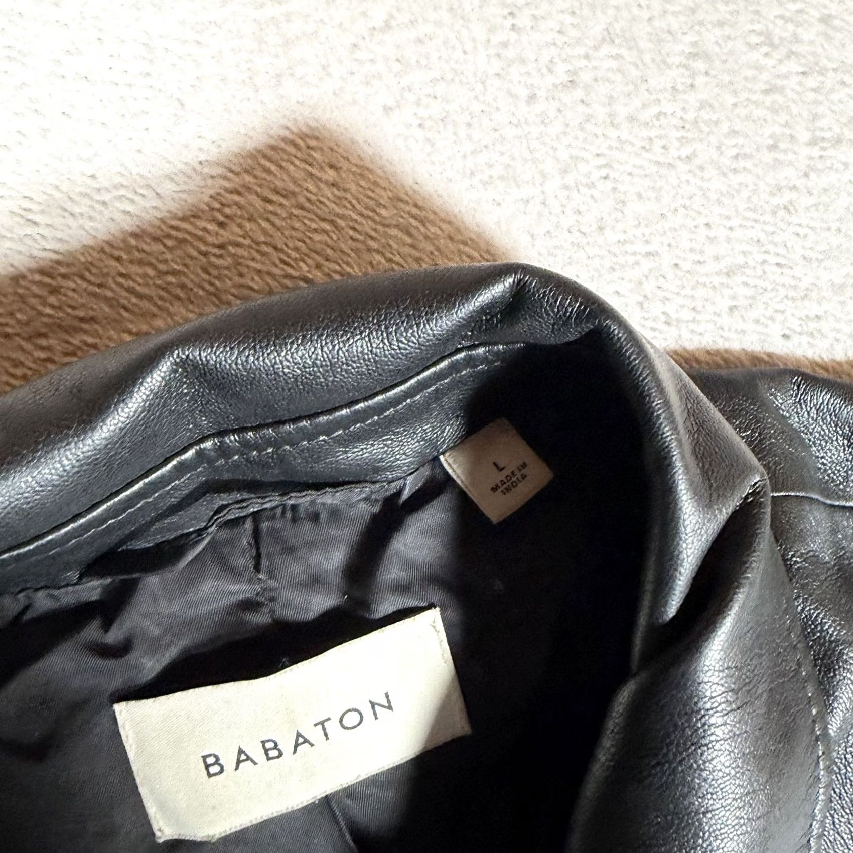 Aritzia Aritzia Babaton Jacket Womens Large Black Full Zip Bomber Faux Leather Size L / US 10 / IT 46 - 2 Thumbnail
