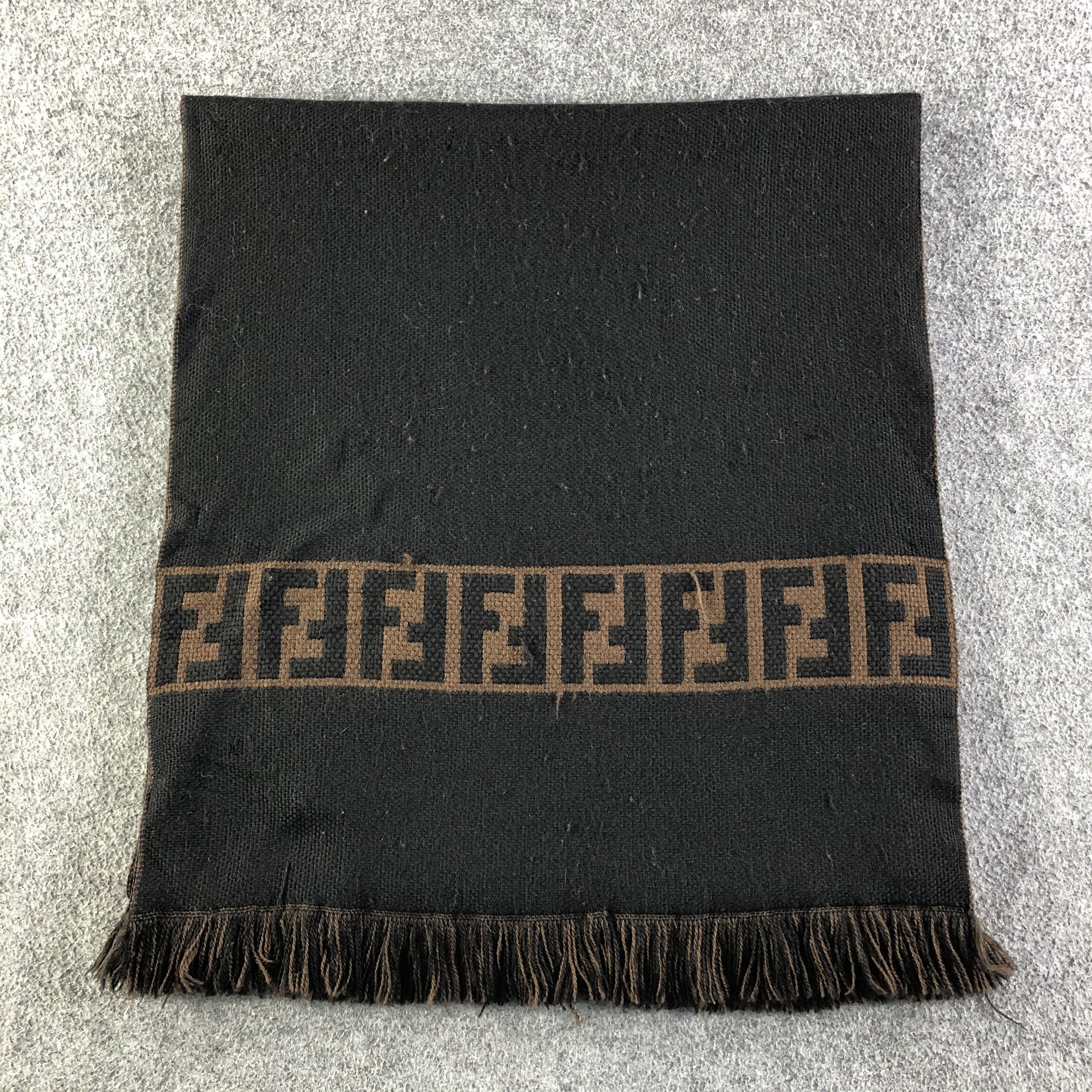 Fendi Fendi Scarf / Muffler / Neckwear Size ONE SIZE - 3 Thumbnail
