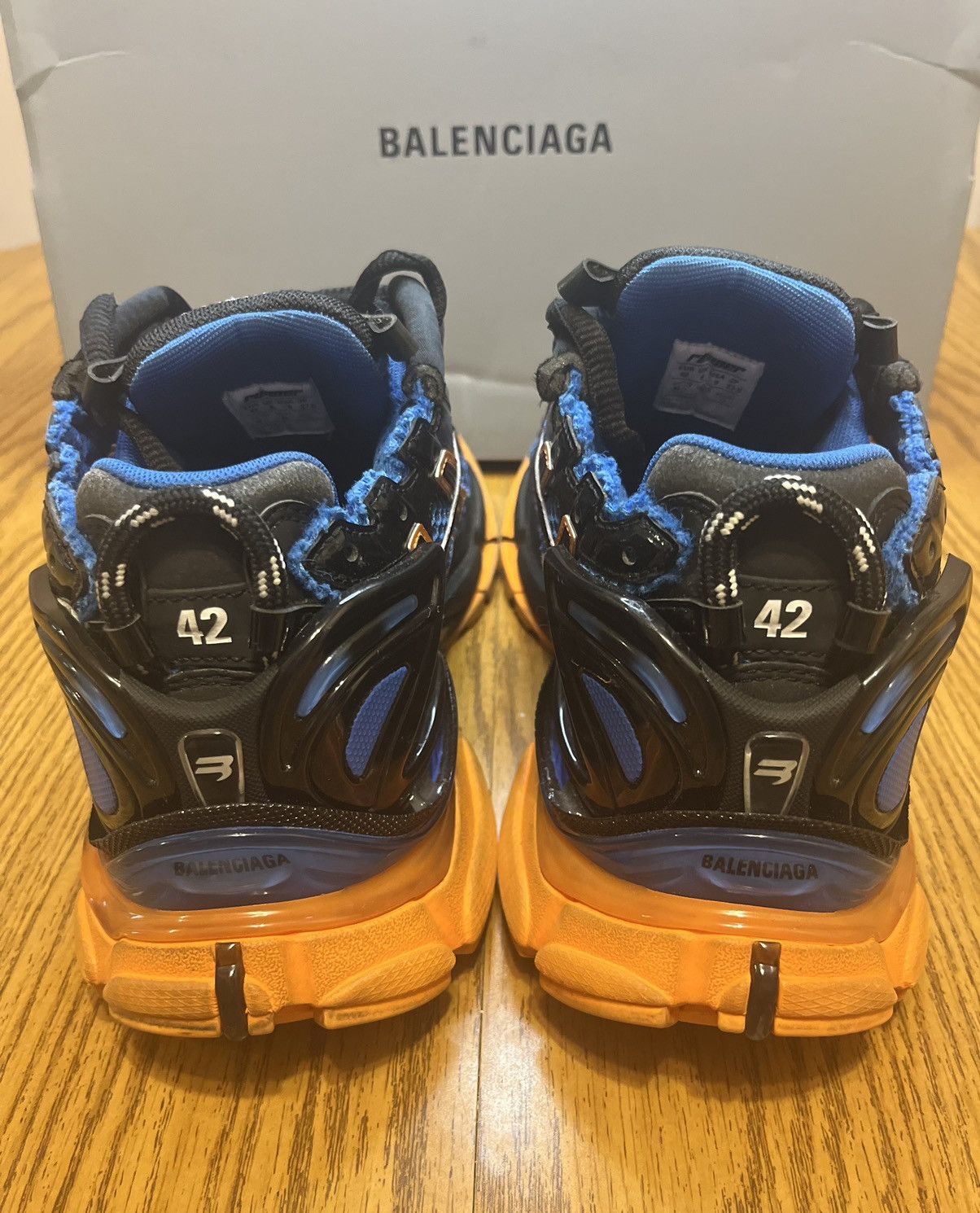 Balenciaga Balenciaga Runner Sneaker (Blue/Orange) Size US 9 / EU 42 - 5 Thumbnail