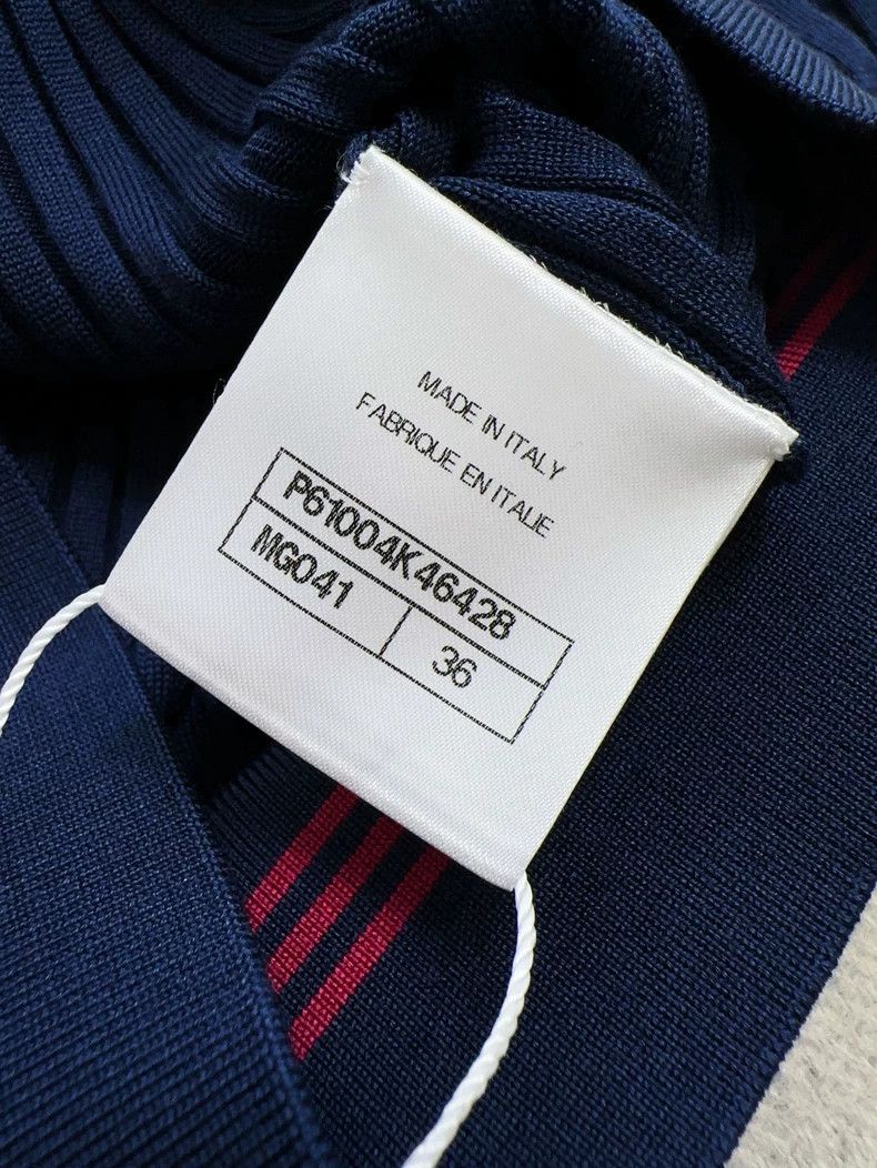 Chanel Chanel Dark blue red border No. 31 number double C knitwea Size XS / US 0-2 / IT 36-38 - 4 Thumbnail
