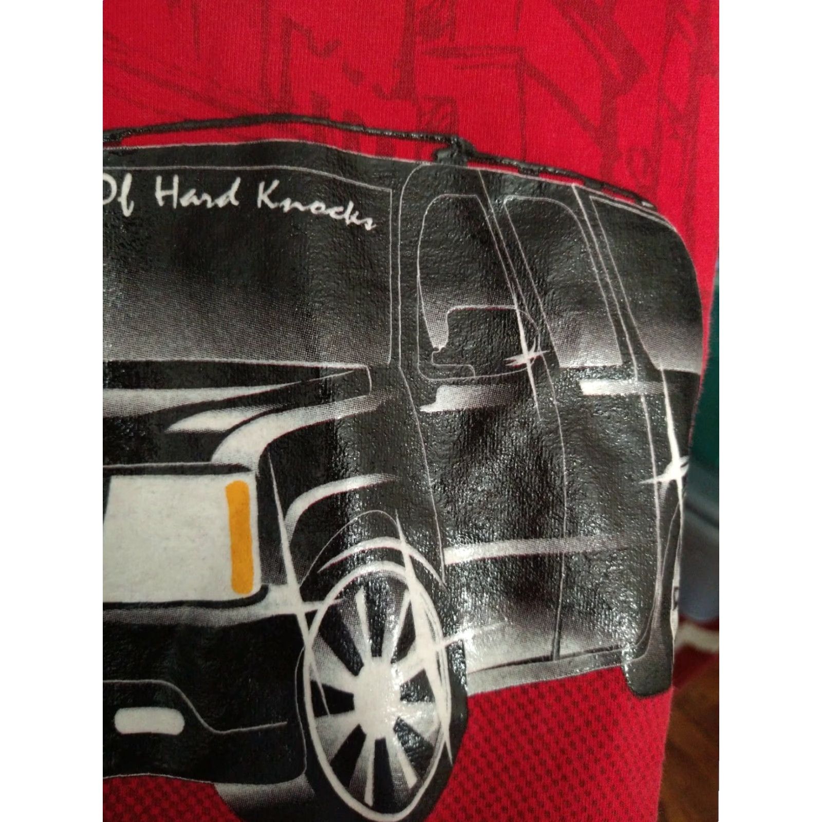 Vintage VINTAGE School Of Hard Knocks T-Shirt XL Red 90s Graffiti Graphic 100% Cotton Mens Big & Tall Bull Dog Cadillac SOHK N/A Size US XL / EU 56 / 4 - 3 Thumbnail