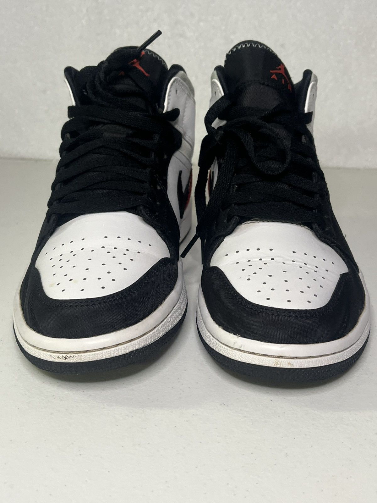 Jordan Brand × Nike Nike Air Jordan 1 Mid SE Red Black Toe Size 8.5 Size US 8.5 / EU 41-42 - 2 Thumbnail