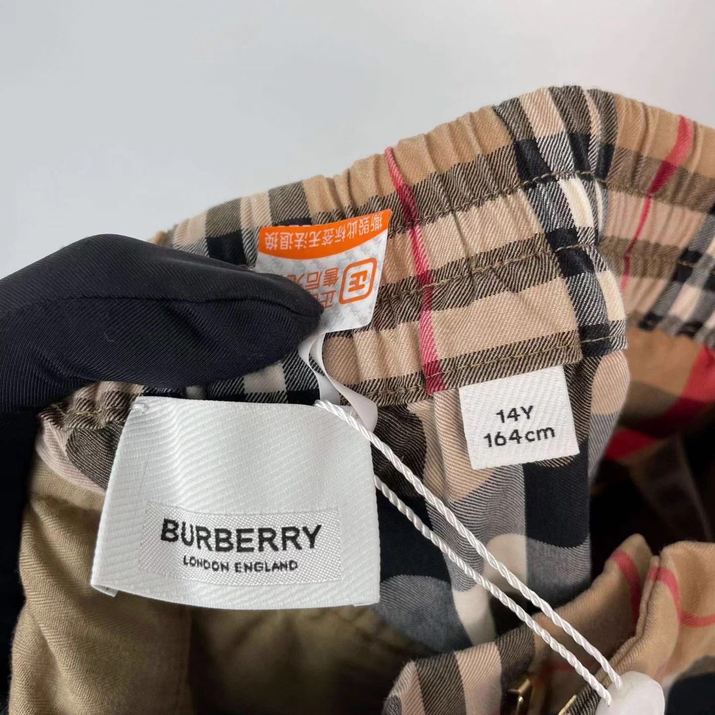 Burberry BURBERRY striped khaki pants 164cm 14Y Size 25" / US 0 / IT 36 - 4 Thumbnail