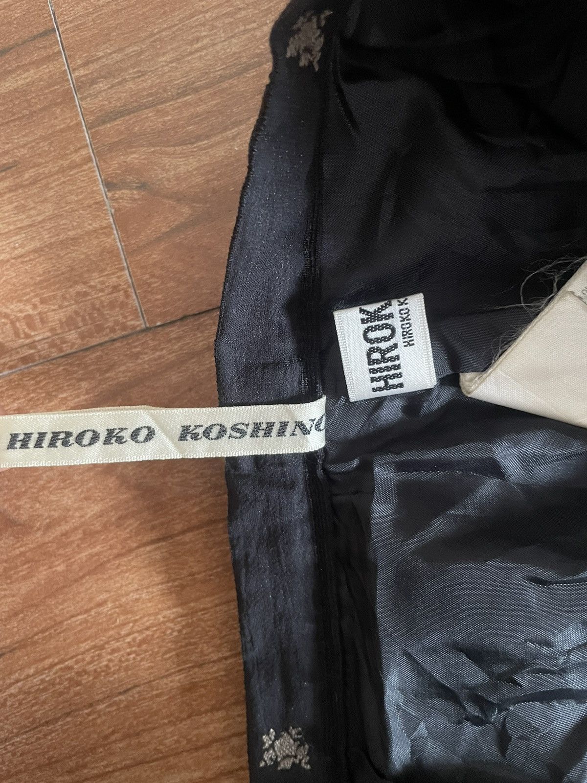 Hiroko Koshino Homme Hiroko Koshino Asymmetrical skirt Size 27" / US 4 / IT 40 - 3 Thumbnail