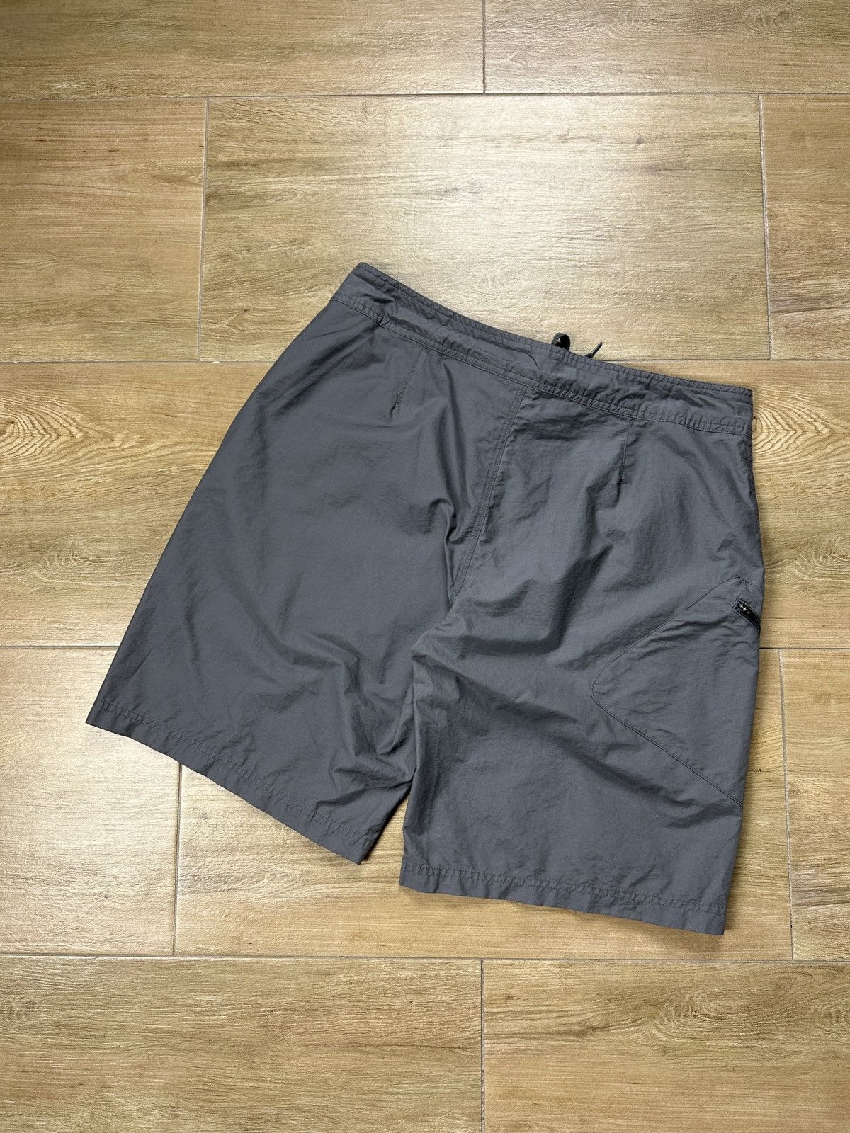Nike × Vintage Vintage Y2K Nike Nylon Printed Shorts Size US 34 / EU 50 - 11 Thumbnail