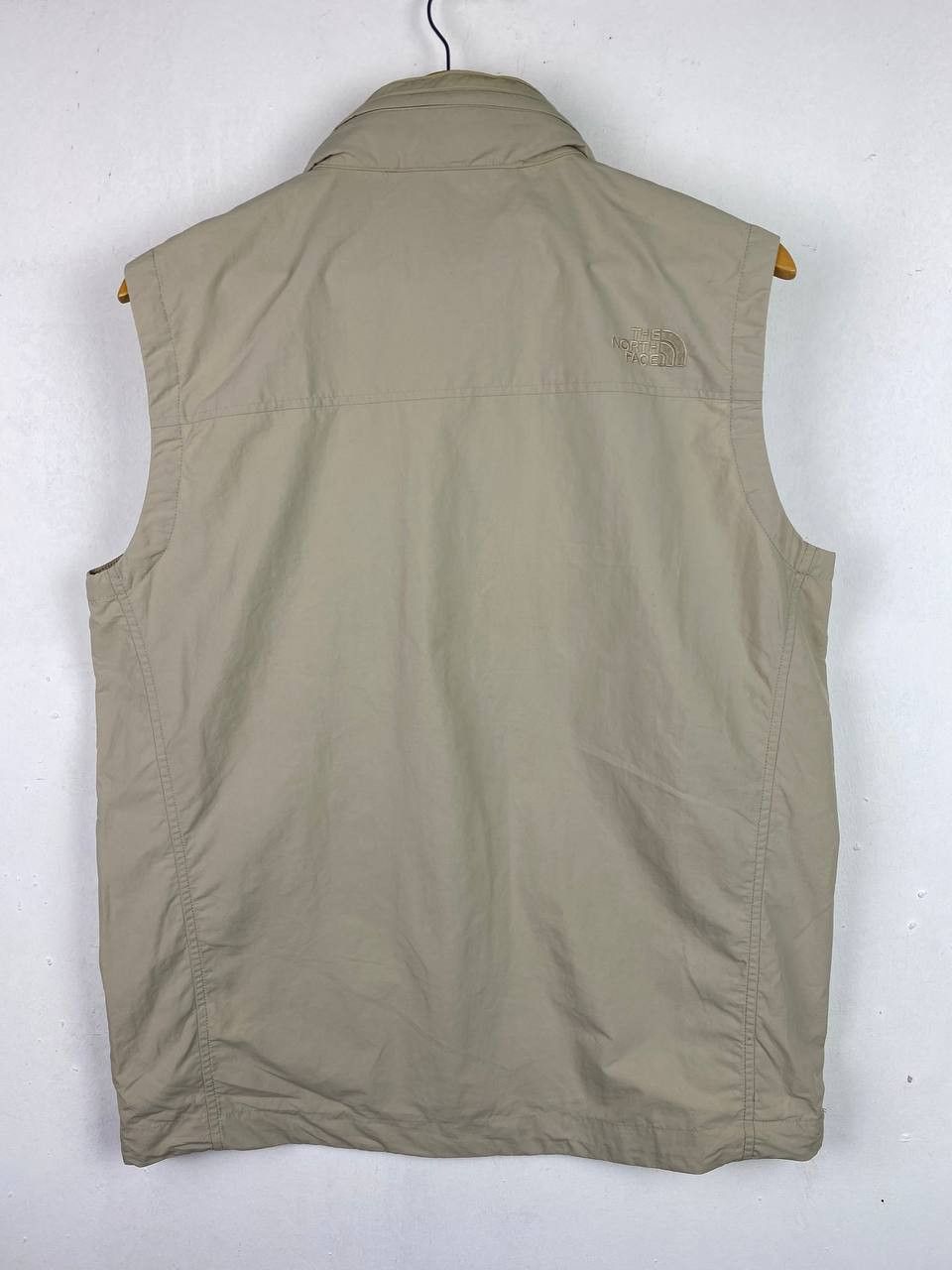 The North Face the north face nylon multipocket vest nice design Size US L / EU 52-54 / 3 - 8 Thumbnail