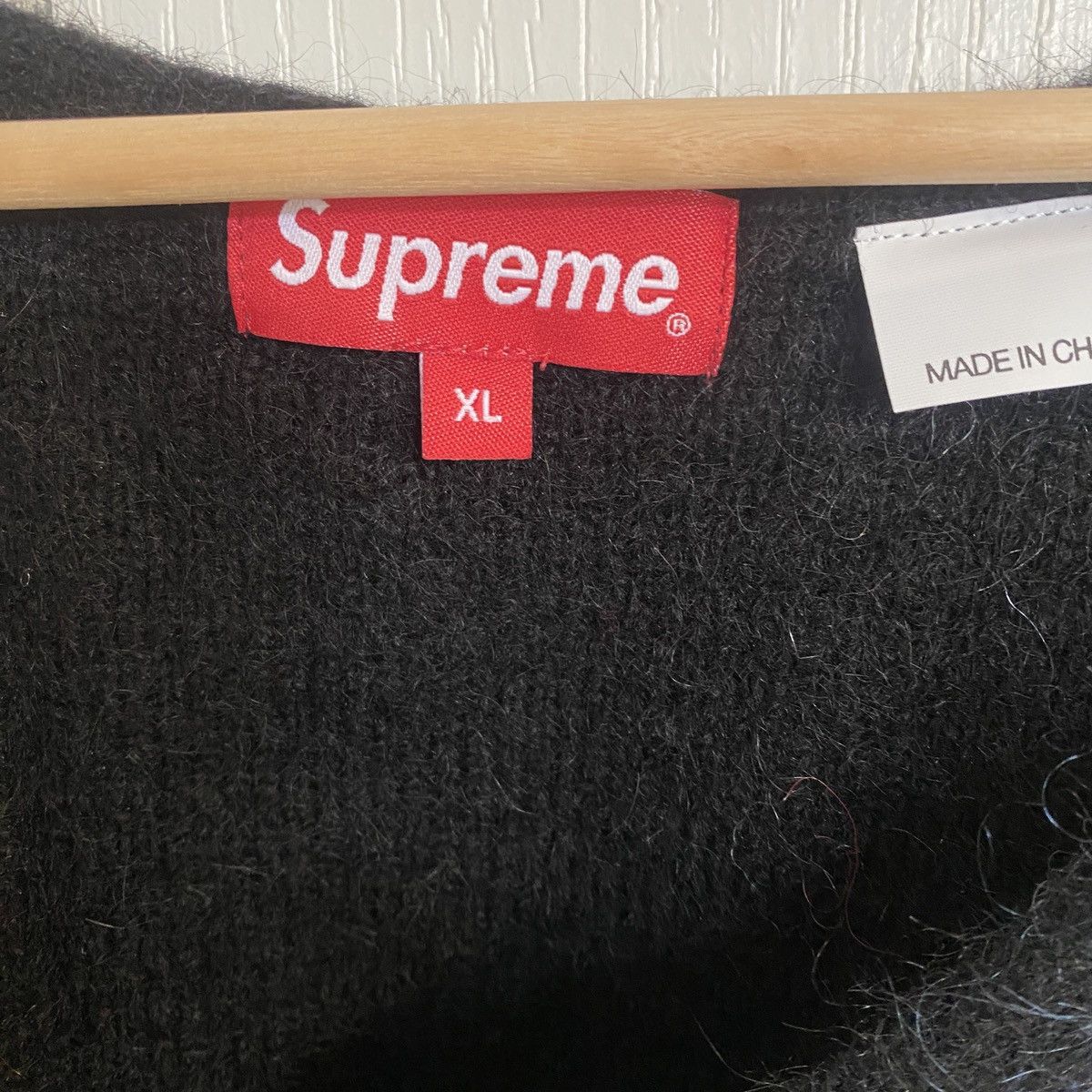 Supreme Supreme Brushed Checkerboard Grid Cardigan Black XL FW 22 Size US XL / EU 56 / 4 - 4 Thumbnail