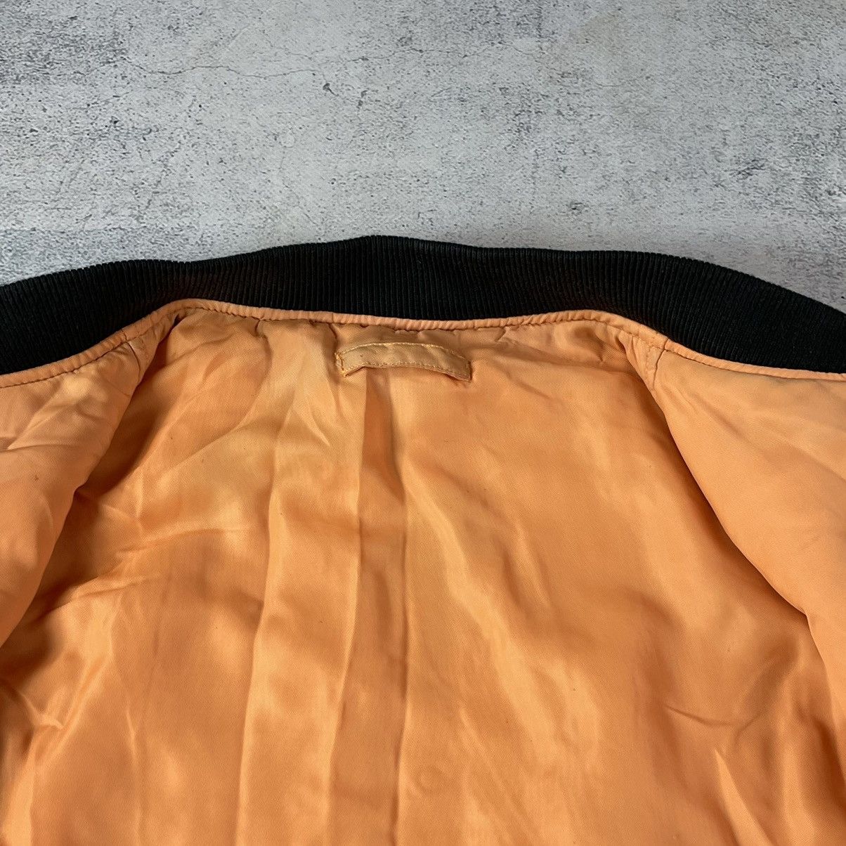 Diesel DIESEL Fully Distressed & Trashed MA-1 Flying J-ROSS Bomber Size US XL / EU 56 / 4 - 15 Thumbnail