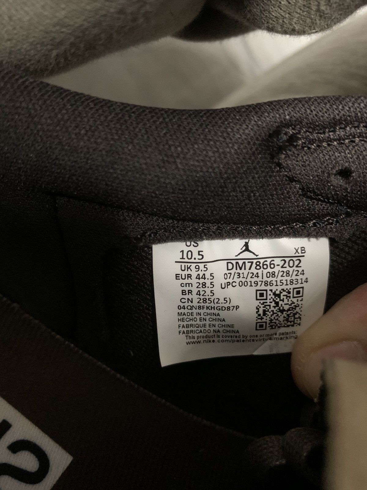 Jordan Brand Jordan 1 Travis Scott Vetvet Brown Retro Low TS Size US 10.5 / EU 43-44 - 8 Thumbnail