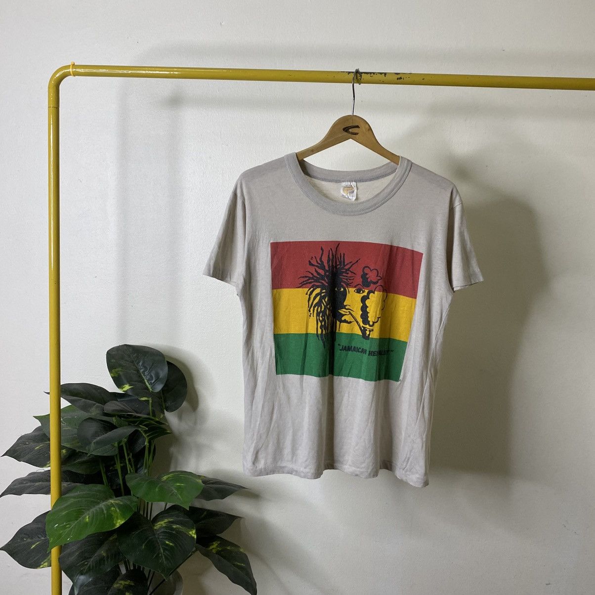 Vintage 1980s Jamaican Rastafari Reggae Bob Marley Inspired Tshirt Size US M / EU 48-50 / 2 - 1 Thumbnail