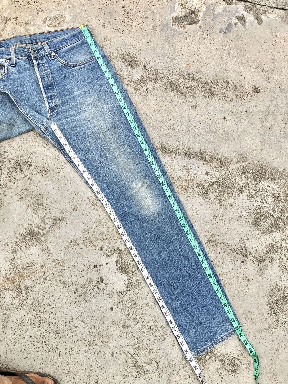 Levi's × Vintage 90s LEVIS 501 MADE IN USA Size US 31 - 9 Thumbnail