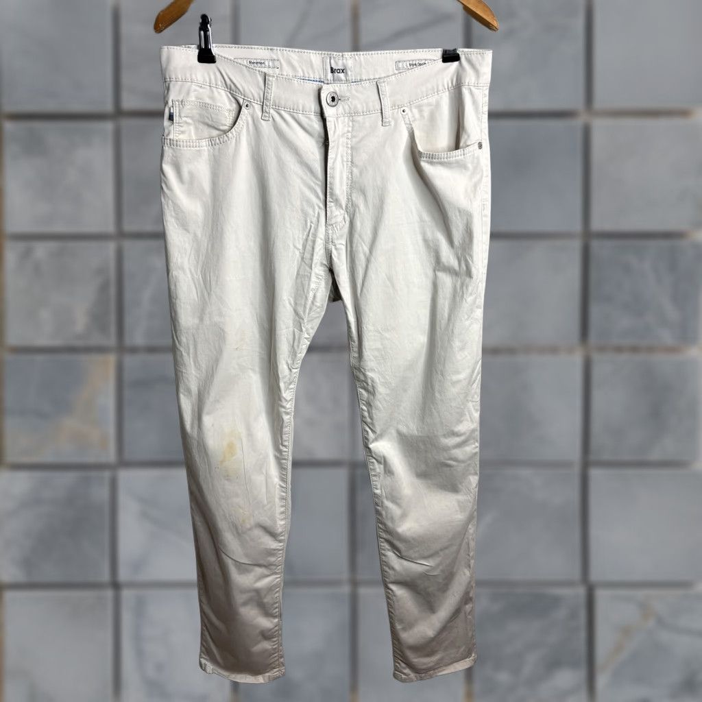 BRAX Brax Cadiz Marathon Five Pocket Jeans Mens White Cream Chino Denim Straight 34 Inseam 35 Overall Size US 34 / EU 50 - 1 Thumbnail