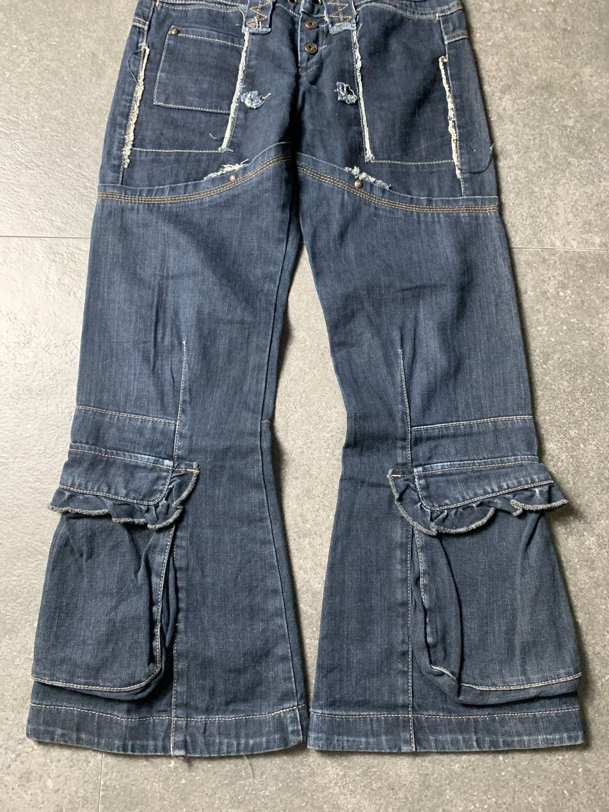Marithe + Francois Girbaud 2000s Marithe Francois Girbaud Patchwork Flared Cargo Pants Size US 27 - 4 Thumbnail