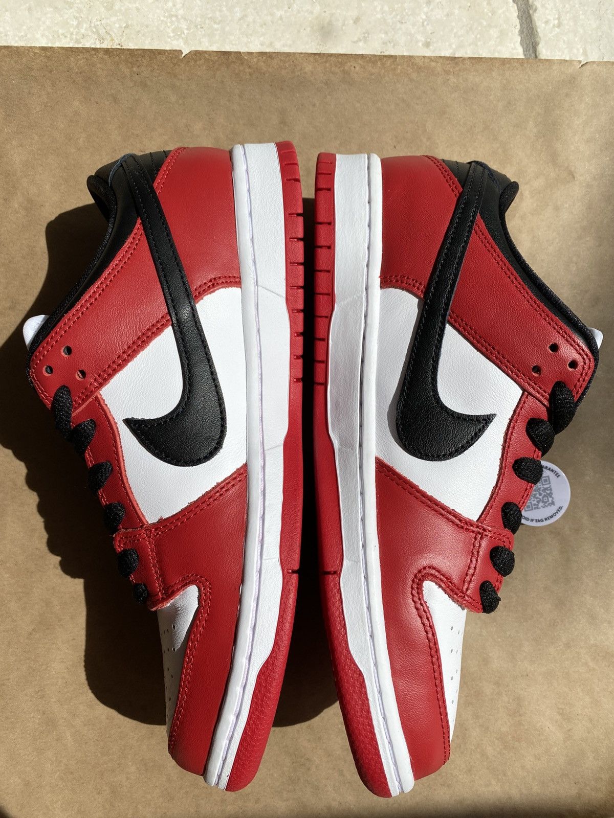 Nike Chicago SB dunk, Sz 8 Size US 8 / EU 41 - 3 Thumbnail