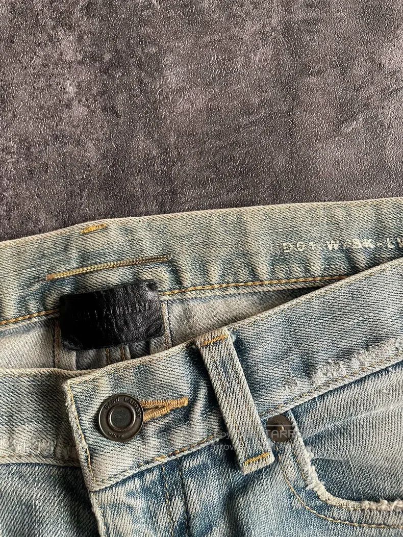 Saint Laurent Paris Saint Laurent Paris Decadent Big Destruction Size US 26 / EU 42 - 8 Thumbnail