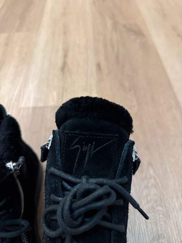 Giuseppe Zanotti Giuseppe Zanotti Kriss Winter May London Fur Shearling 38,5 Size US 8.5 / IT 38.5 - 13 Thumbnail