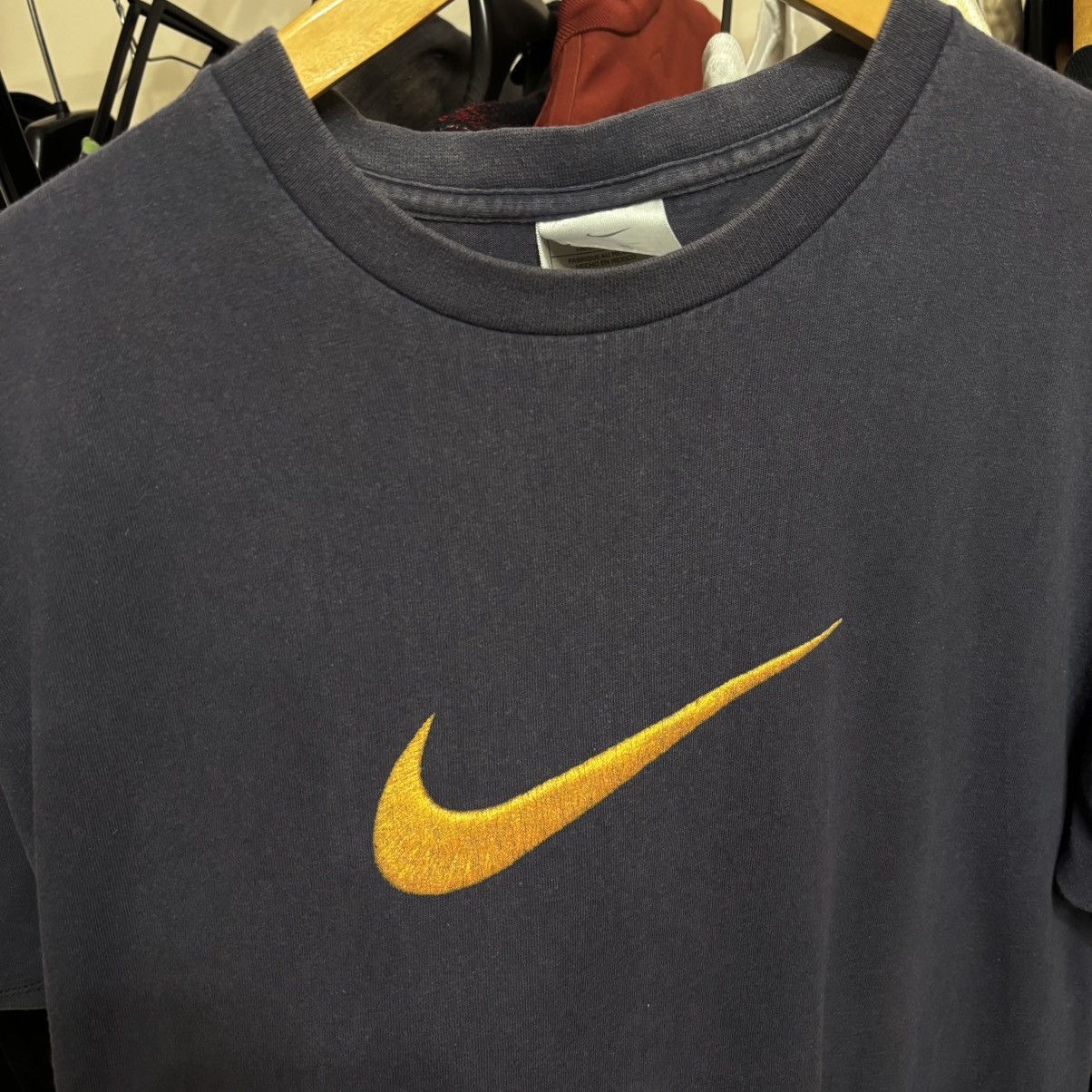 Nike Vintage 90’s Navy Nike T-Shirt Big Swoosh Punk ERD Grunge Size US M / EU 48-50 / 2 - 3 Thumbnail