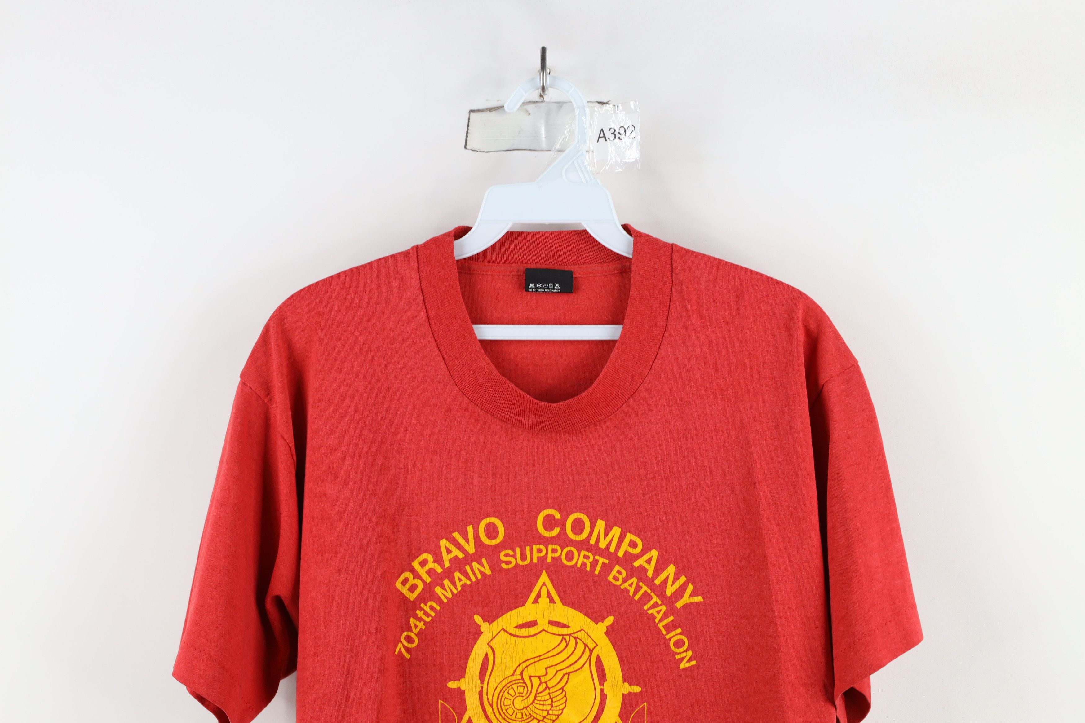 Vintage Vintage 80s Bravo Company 704th Main Battalion T-Shirt USA Size US L / EU 52-54 / 3 - 2 Thumbnail