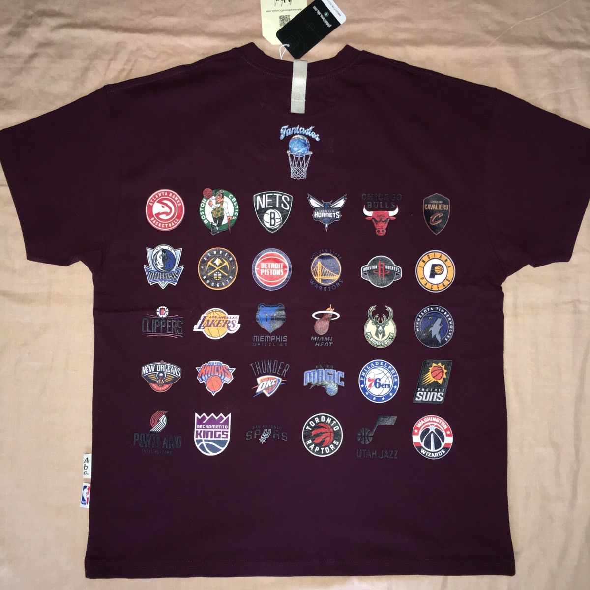Advisory Board Crystals × NBA Abc. NBA Team Tee Size US S / EU 44-46 / 1 - 6 Thumbnail