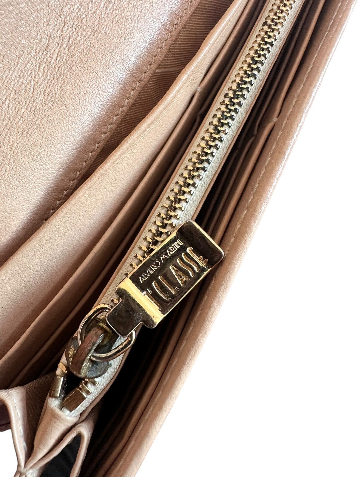 Alviero Martini × Vintage Alviero Martini Rare Colour Wallet Made In Bulgaria Size ONE SIZE - 6 Thumbnail