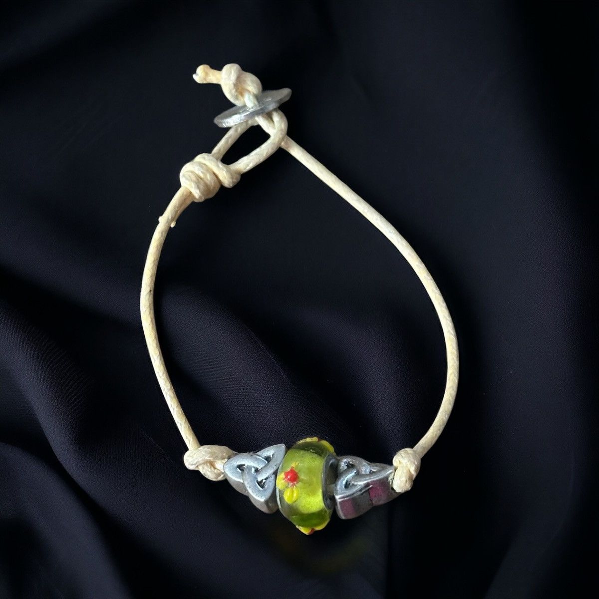Other Solvar trinity bead cord bracelet Size ONE SIZE - 1 Thumbnail