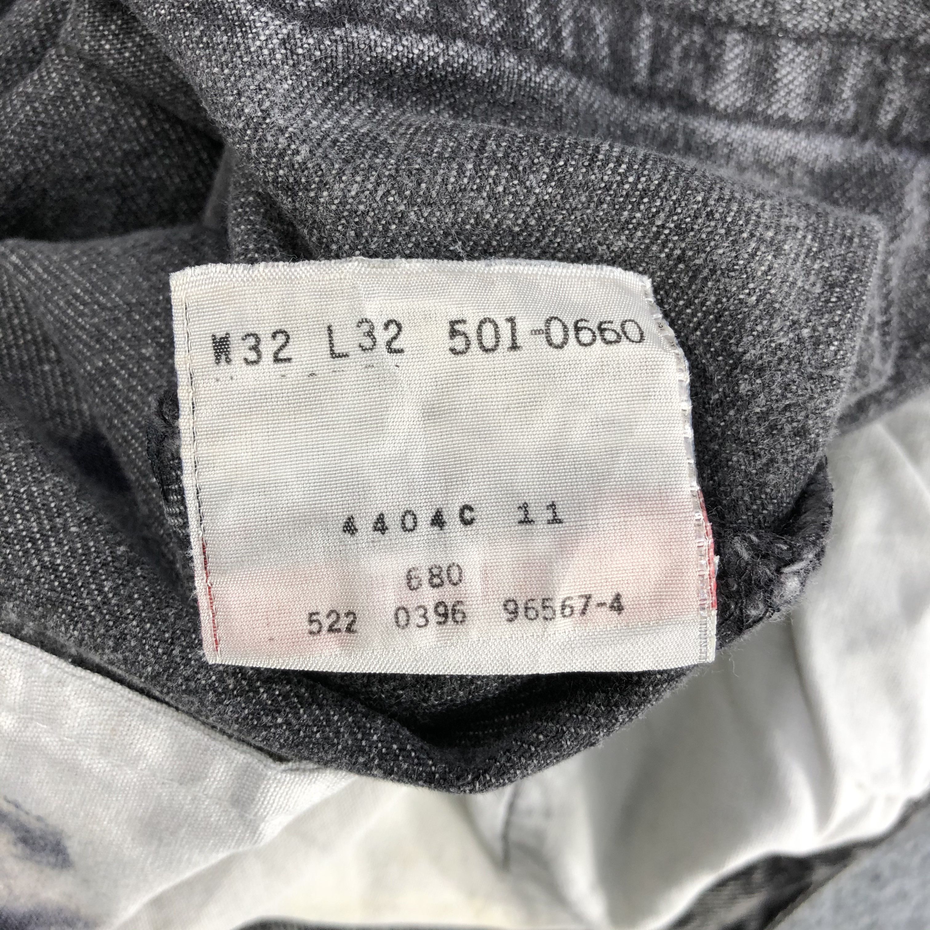 Levi's 90s Vintage Distress Levis 501 Jeans-J1479 Size US 33 - 11 Thumbnail