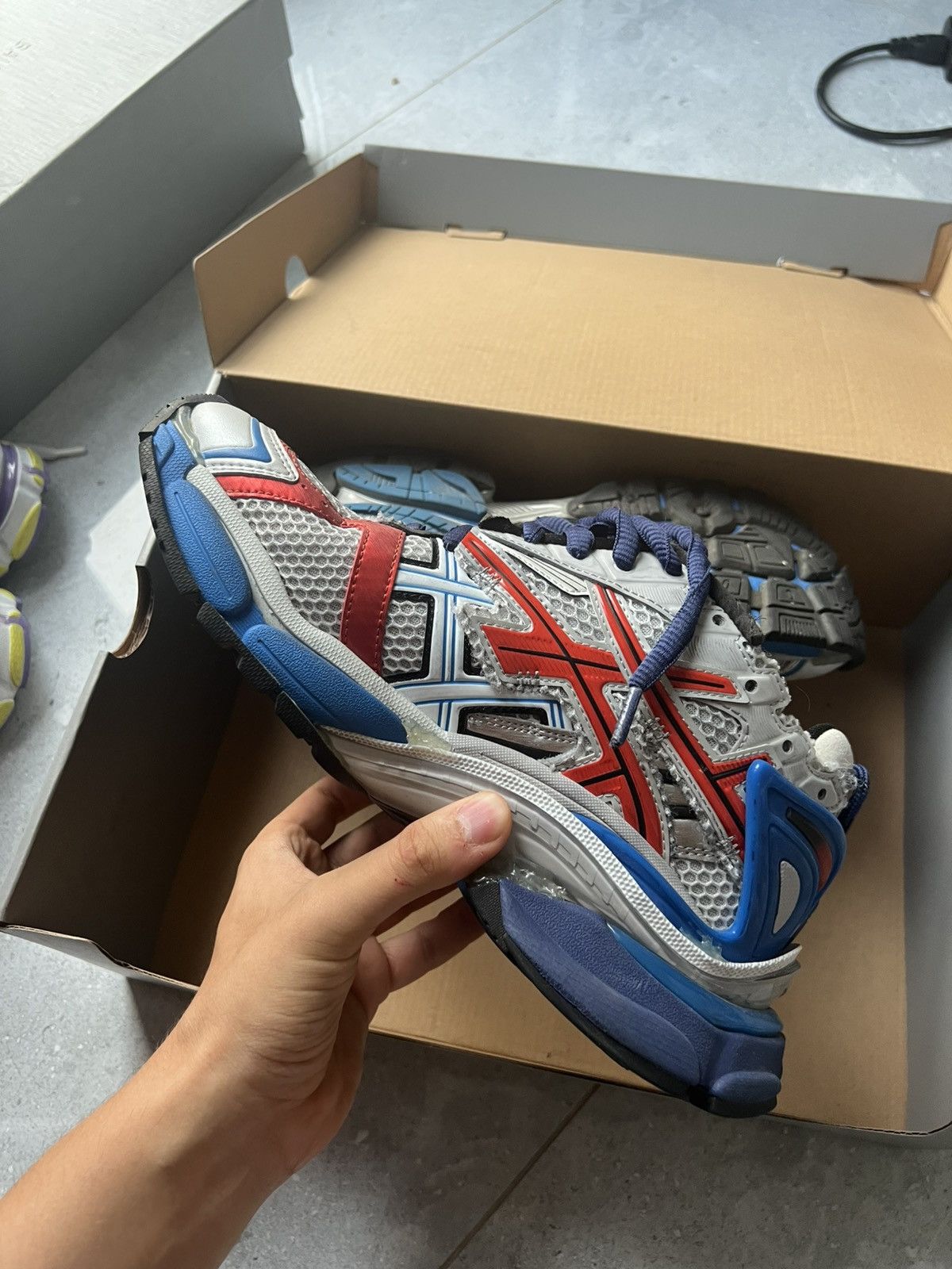 Balenciaga Balenciaga Red Grey Blue runner Size US 8 / EU 41 - 6 Thumbnail