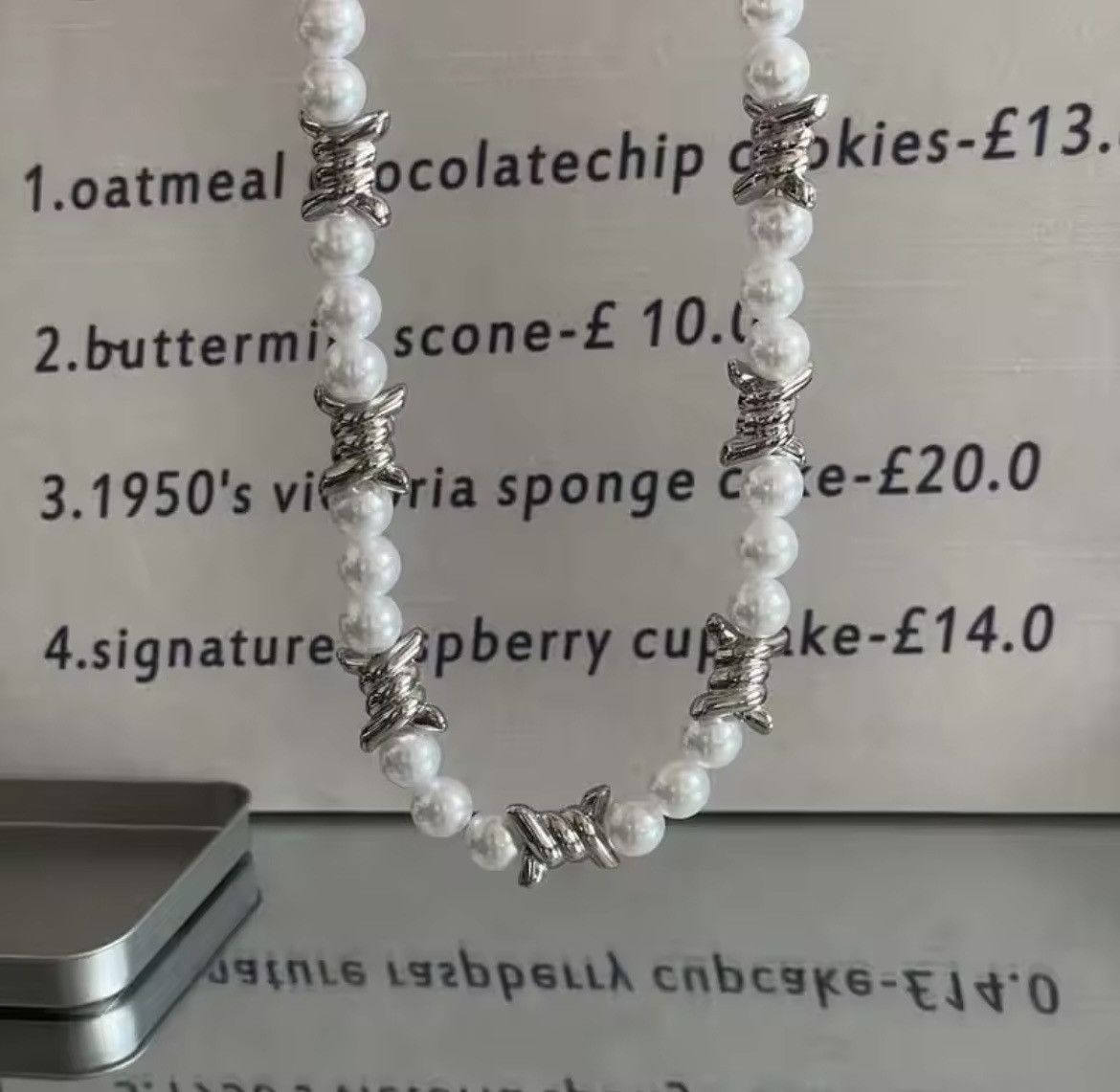 Pearls Before Swine Punk Hip Hop White Imitation Pearl Necklace Size ONE SIZE - 4 Thumbnail
