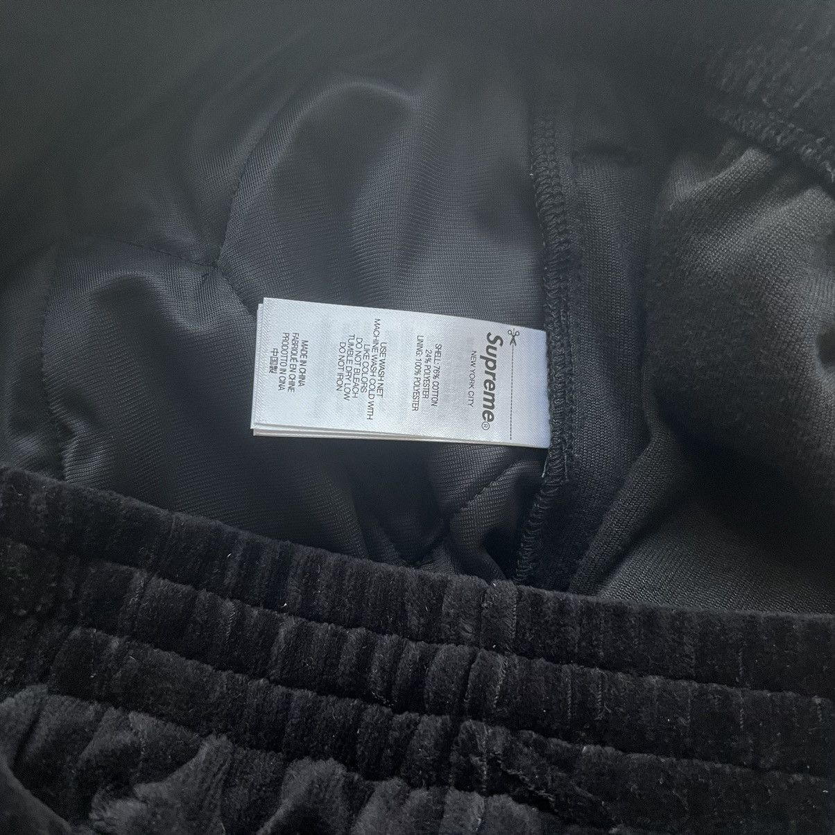 Supreme Supreme Patchwork Velour Short Black L Size US 34 / EU 50 - 8 Thumbnail