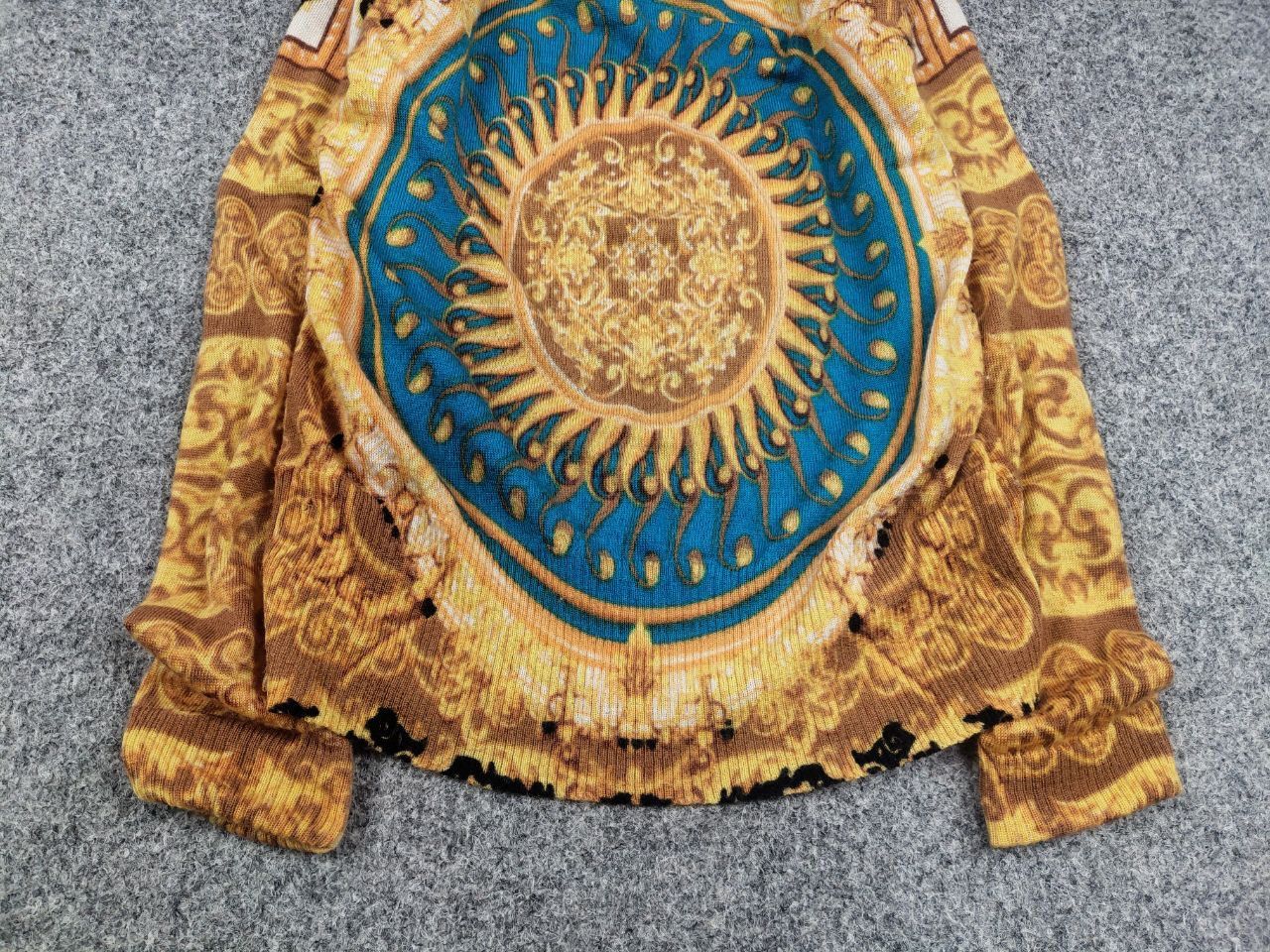 Dolce & Gabbana Vintage Dolce Gabbana Gold Art Wool Pullover long sleeve Size S / US 4 / IT 40 - 9 Thumbnail