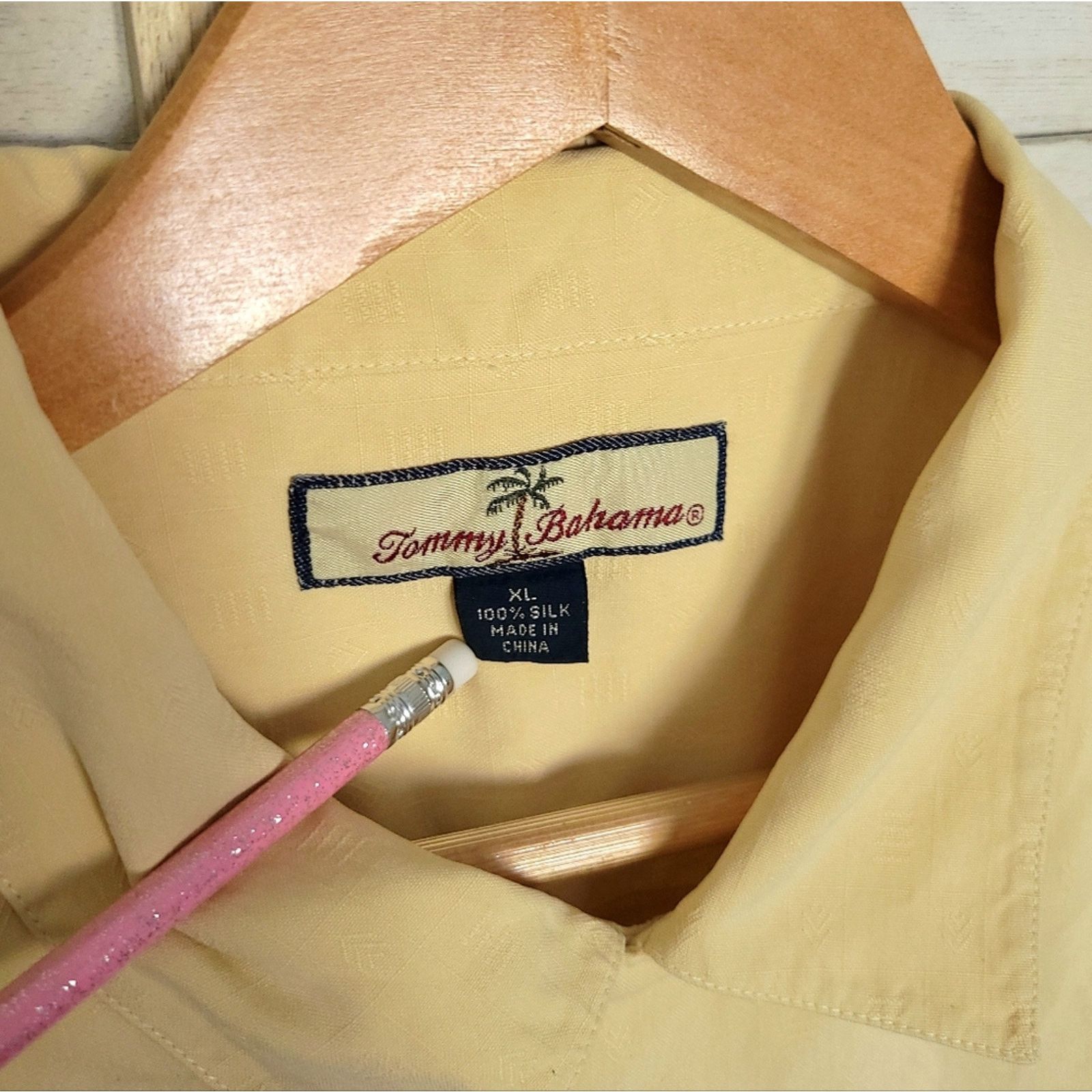Tommy Bahama Tommy Bahama 100% Silk Mens Short Sleeve XL Like New Yellow Size US XL / EU 56 / 4 - 9 Thumbnail