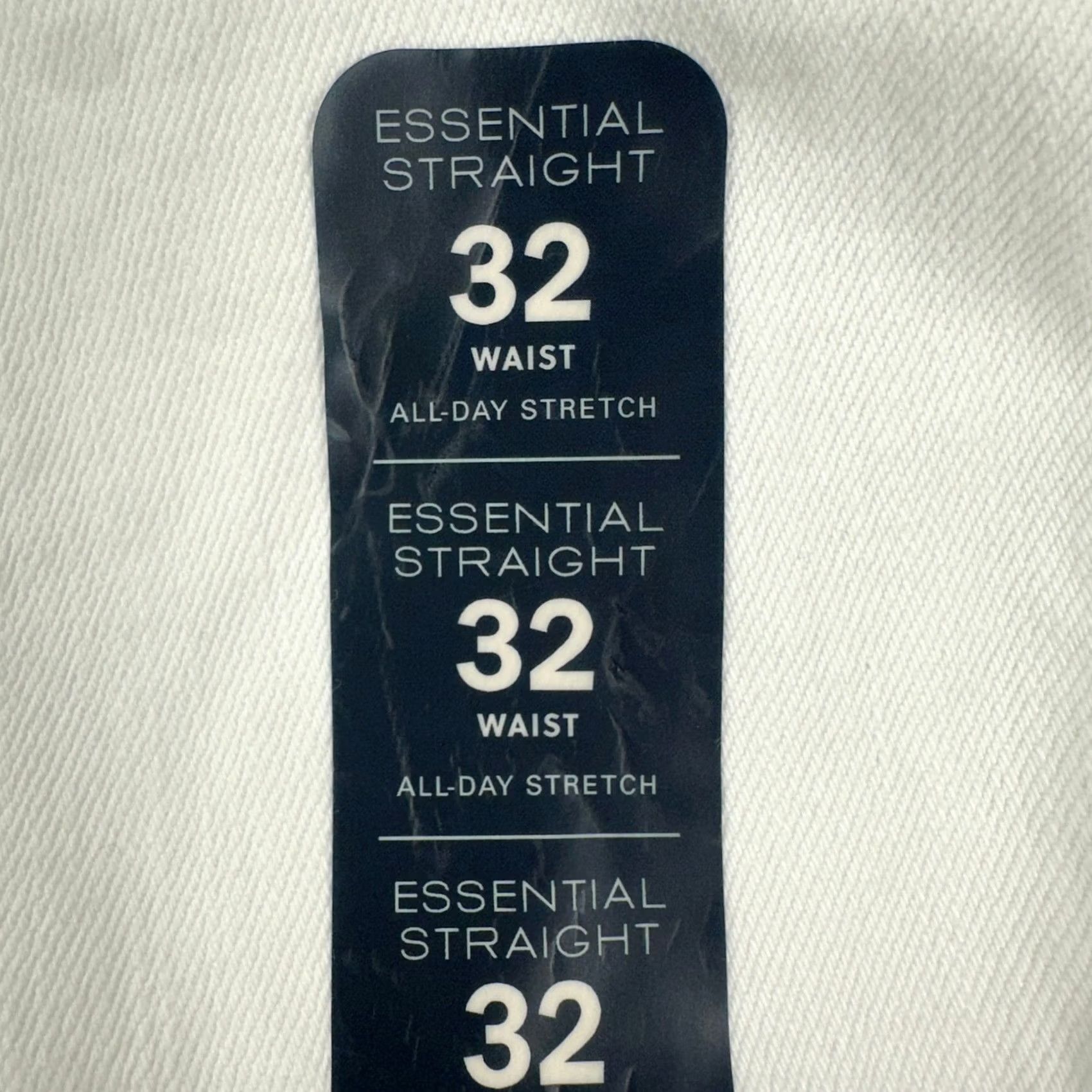 Essentials J Crew Womens Essential Straight Jeans 32 White Button Fly 5 Pocket Stretch NEW Size 24" / US 00 / IT 34 - 7 Thumbnail