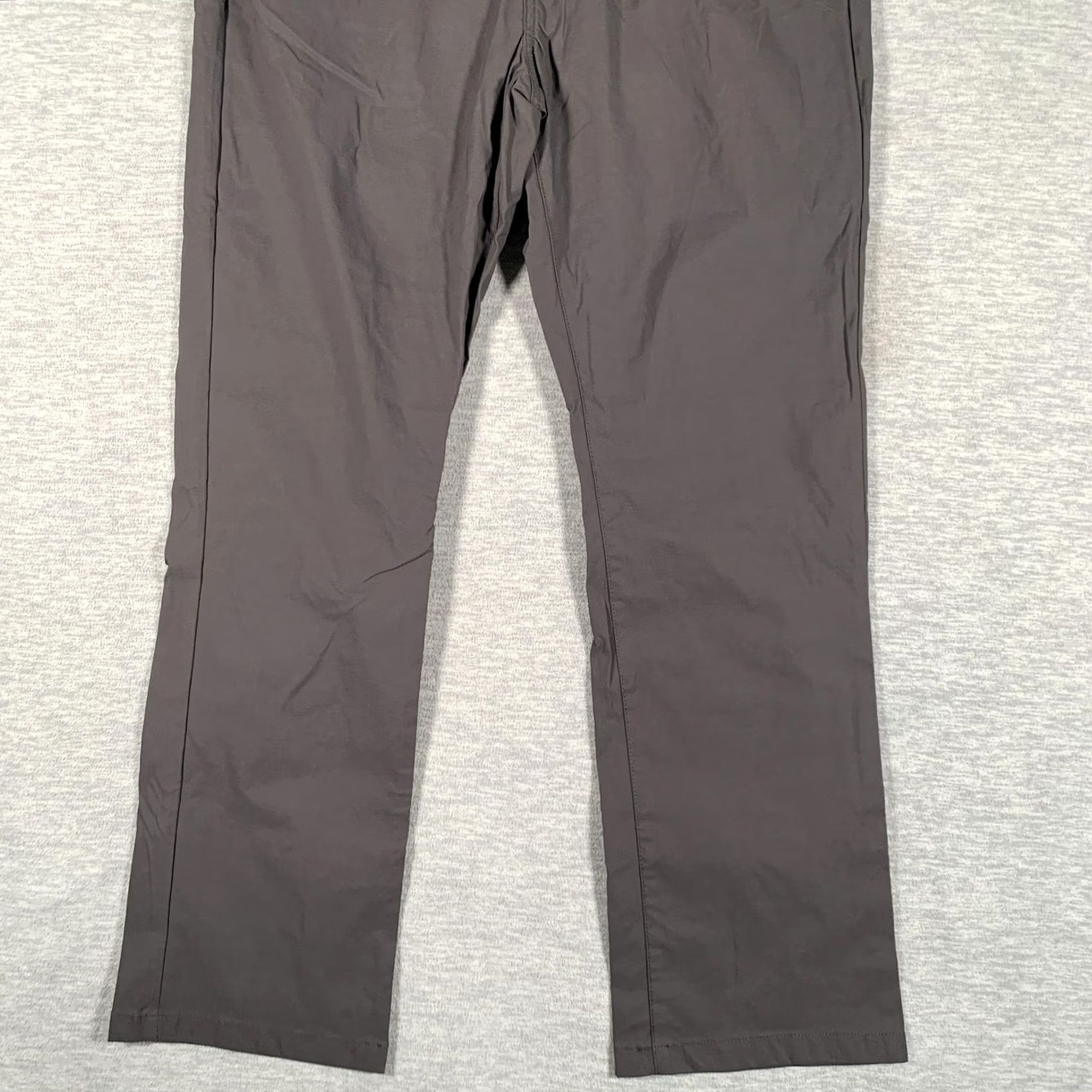 Eddie Bauer Eddie Bauer Pants Mens 34x29 Gray Stretch Nylon Hiking Zip Pocket Outdoor Travel Khakis Straight Leg Mens Mens 34 Gray Size US 34 / EU 50 - 3 Thumbnail