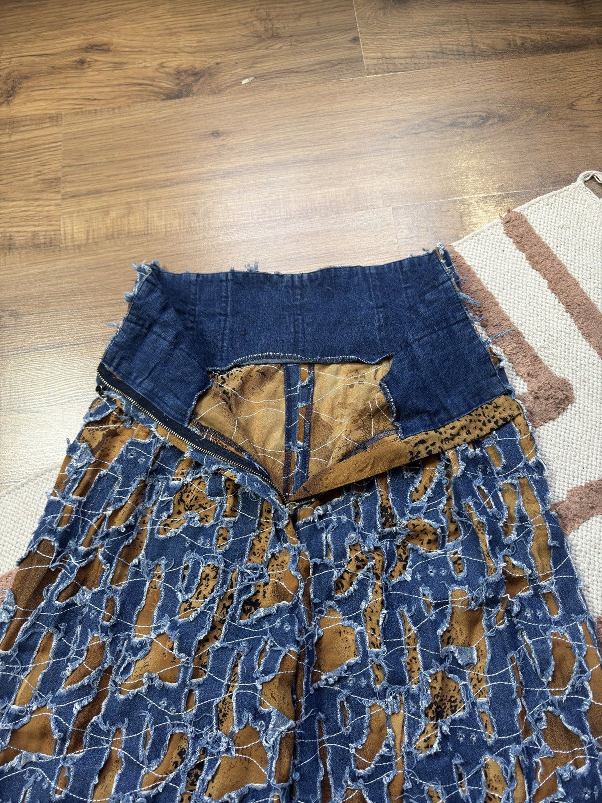 Vintage VINTAGE AVANT GARDE PATCHWORK MESH DENIM PANTS FLARE JEANS Size 28" / US 6 / IT 42 - 5 Thumbnail