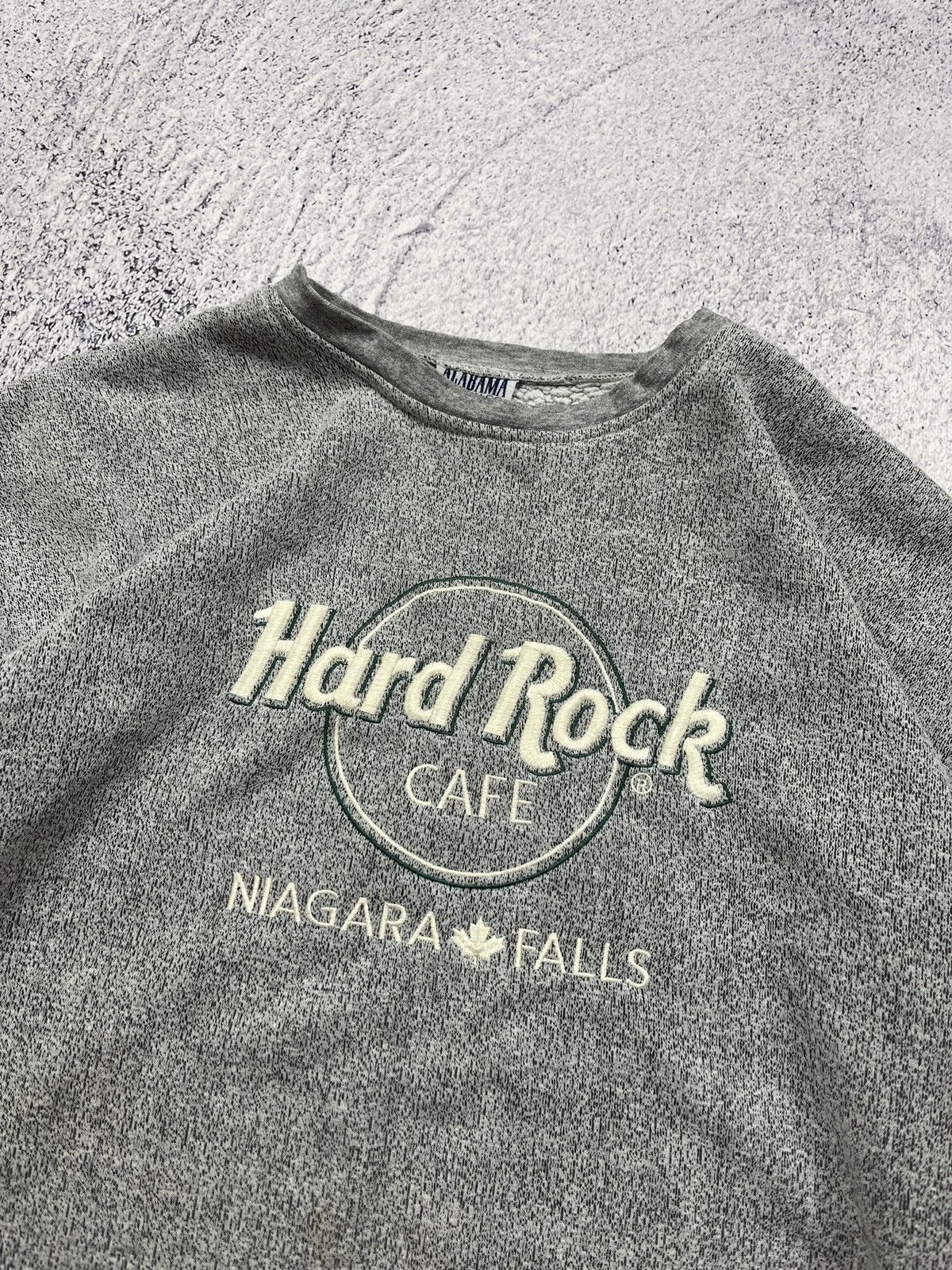 Hard Rock Cafe × Vintage Vintage 90’s Hard Rock Cafe Niagara Falls Baggy Sweatshirt Size US XL / EU 56 / 4 - 6 Thumbnail