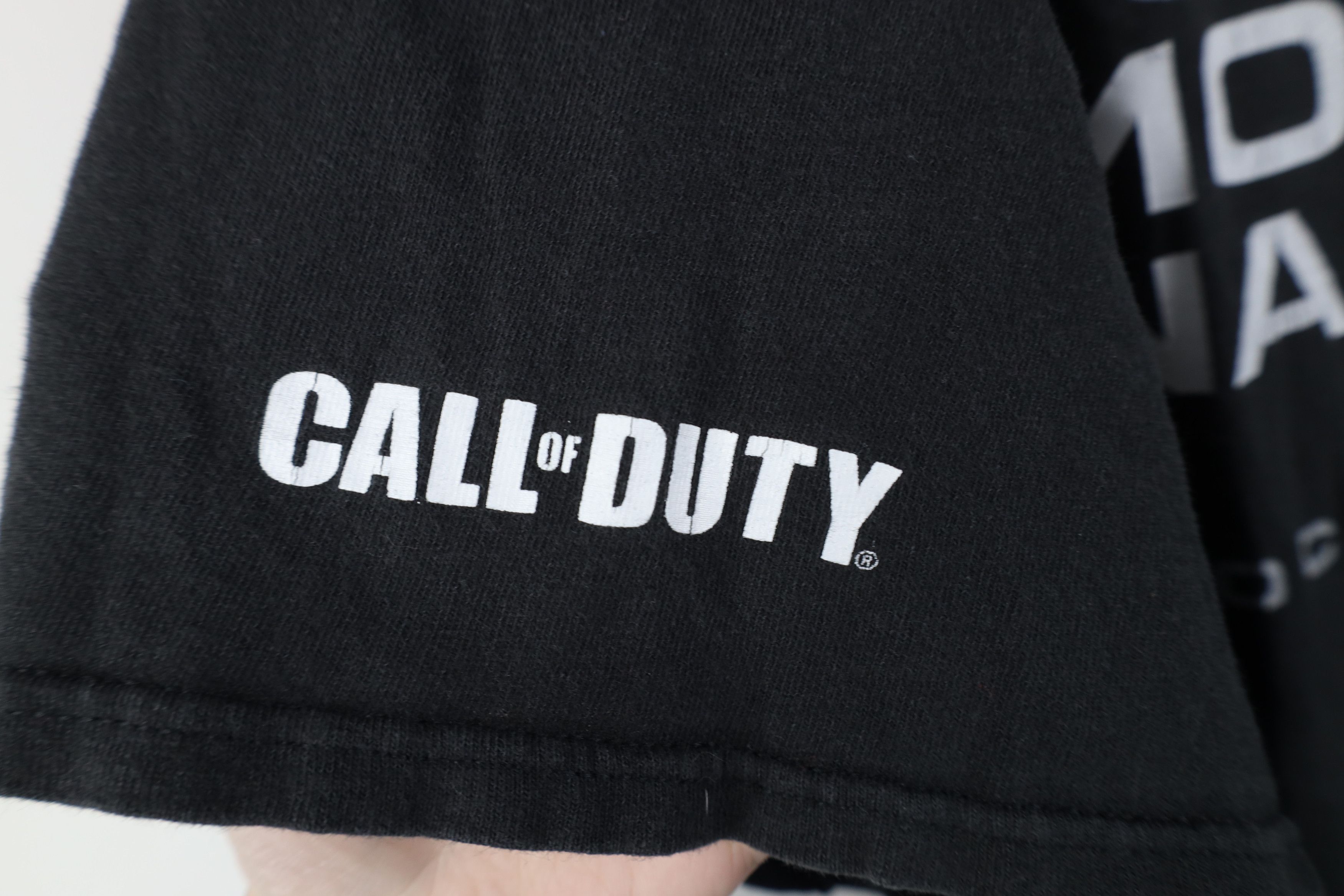 Vintage Vintage Game Stop Call of Duty Modern Warfare Game T-Shirt Size US XXL / EU 58 / 5 - 5 Thumbnail
