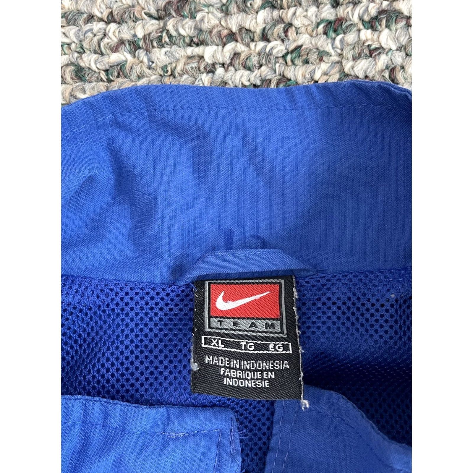 Nike VINTAGE Nike Windbreaker Jacket Mens XL Blue Lined Active Zip Pocket Size US XL / EU 56 / 4 - 7 Thumbnail
