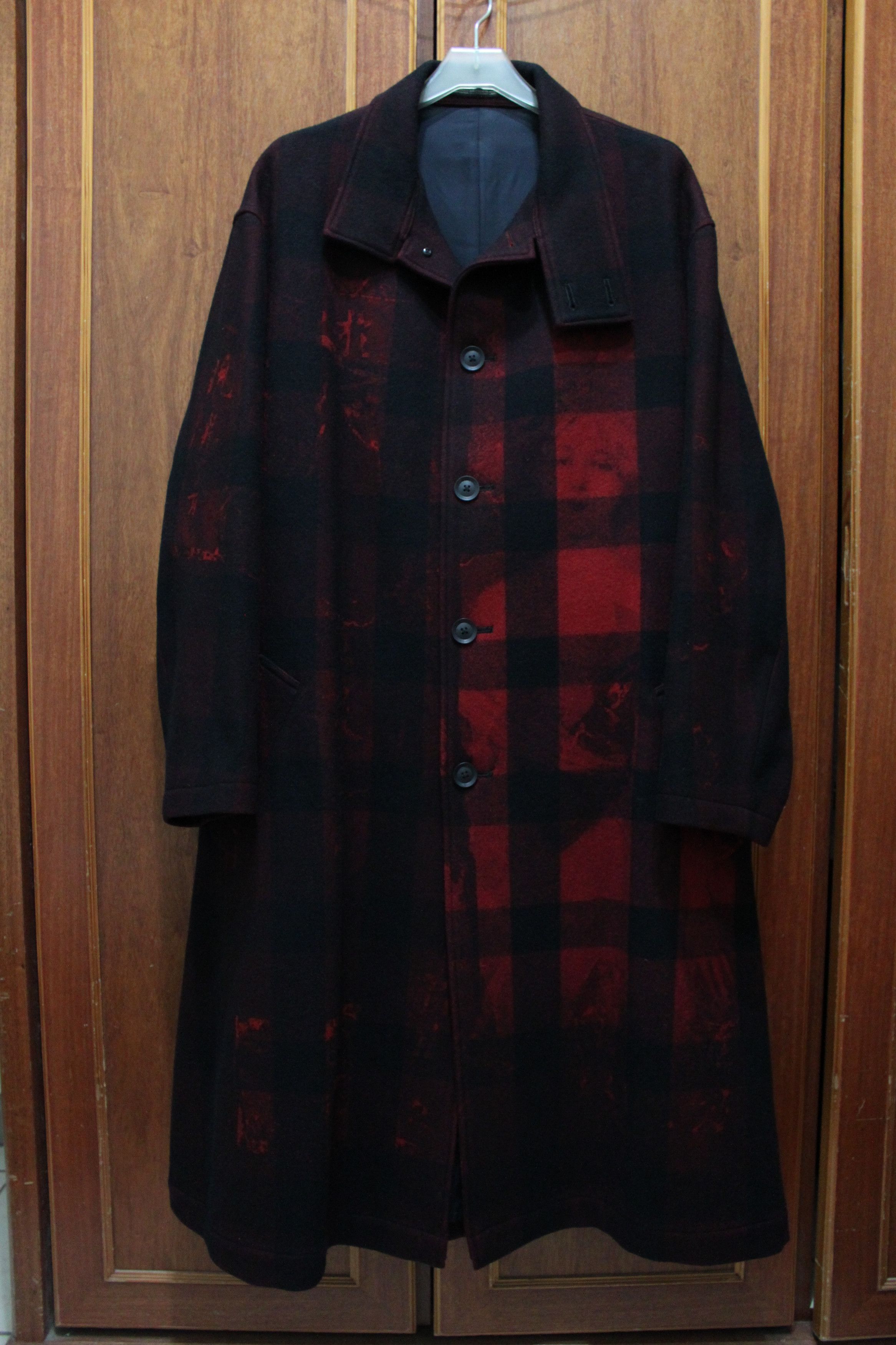 Yohji Yamamoto Yohji Yamamoto AW20 Look 15 Red Black Coat by Suzume Uchida Size US S / EU 44-46 / 1 - 2 Thumbnail