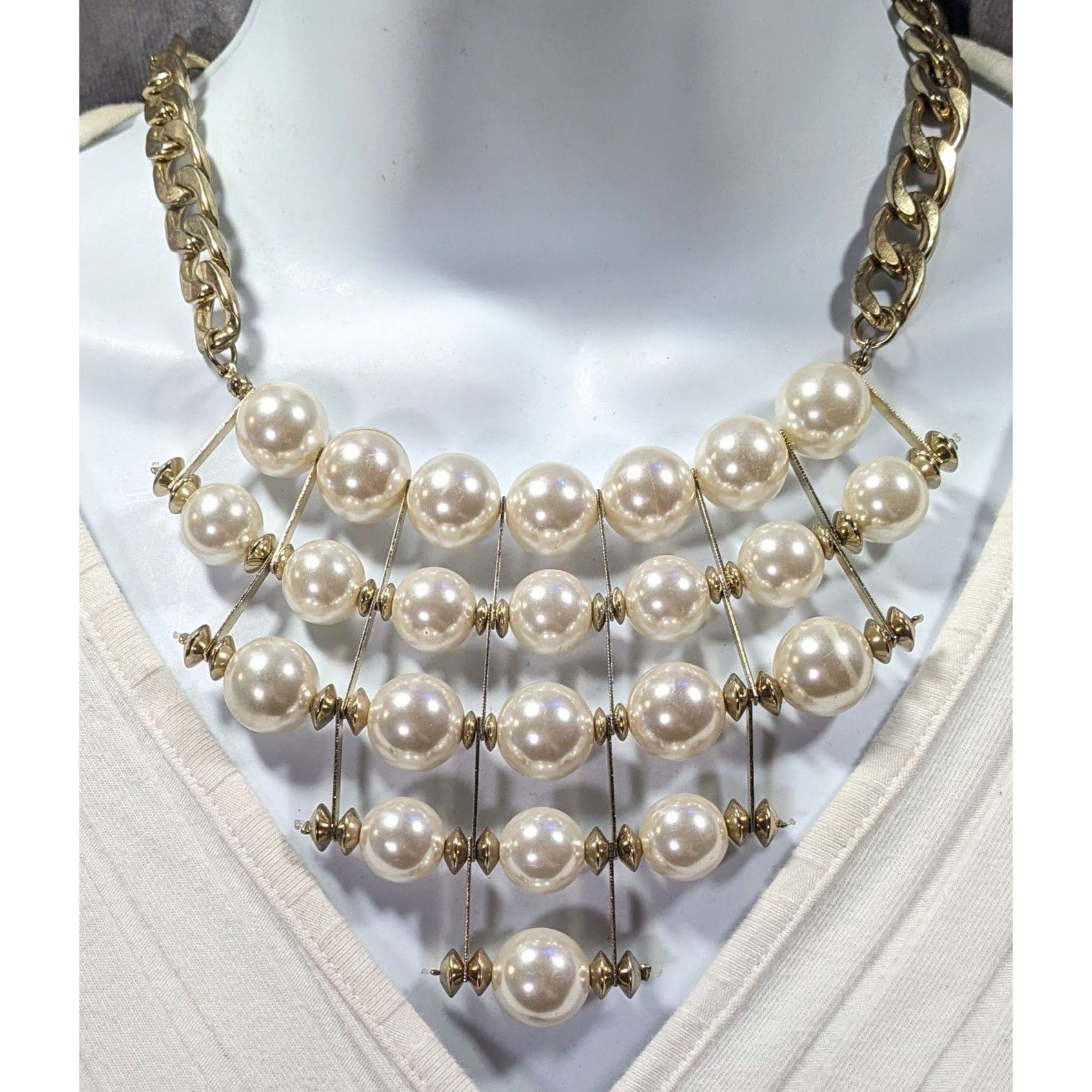 Other Vintage Art Deco Steampunk Faux Pearl Gold Tone Hinged Bib N Size ONE SIZE - 6 Thumbnail