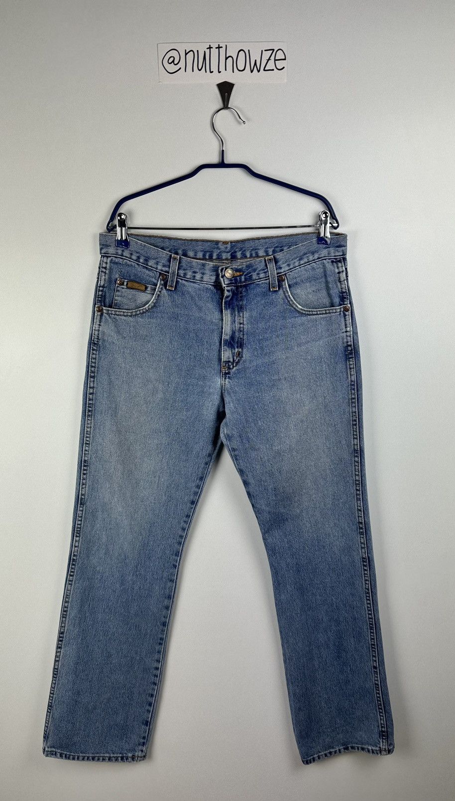 Vintage Essential Wrangler Regular Fit Light Wash Cotton Denim Jeans Size US 32 / EU 48 - 1 Thumbnail