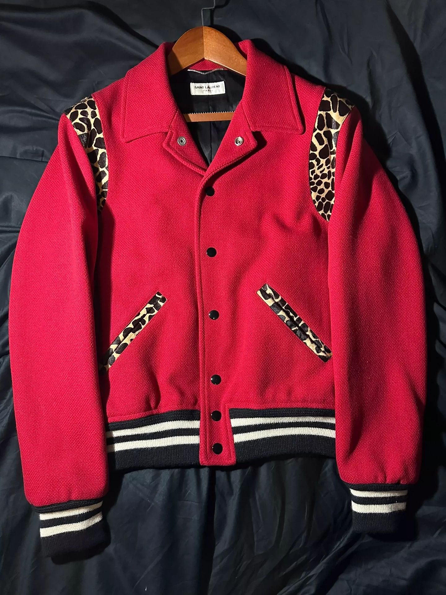Saint Laurent Paris Saint Laurent Paris Red leopard print baseball jacket Size US S / EU 44-46 / 1 - 1 Thumbnail