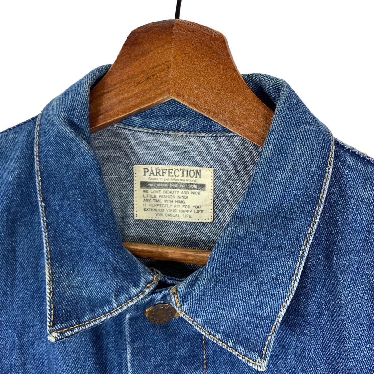Other VINTAGE PARFECTION BUTTERFLY EMBROIDERY DEMIN JACKET Size US M / EU 48-50 / 2 - 8 Thumbnail
