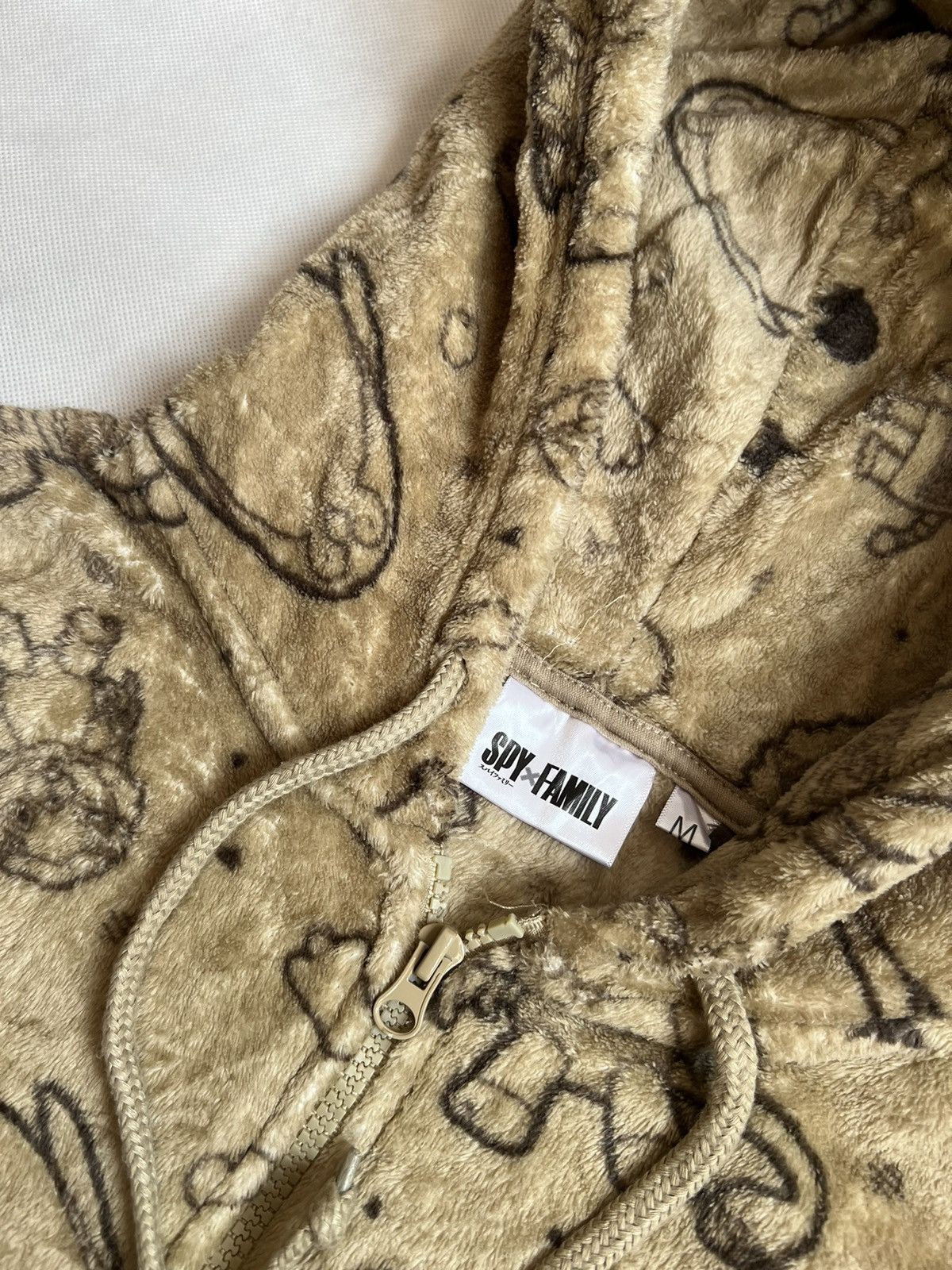 Anime Spy x Family Japanese Anime Hoodie Sweater Size US M / EU 48-50 / 2 - 3 Thumbnail