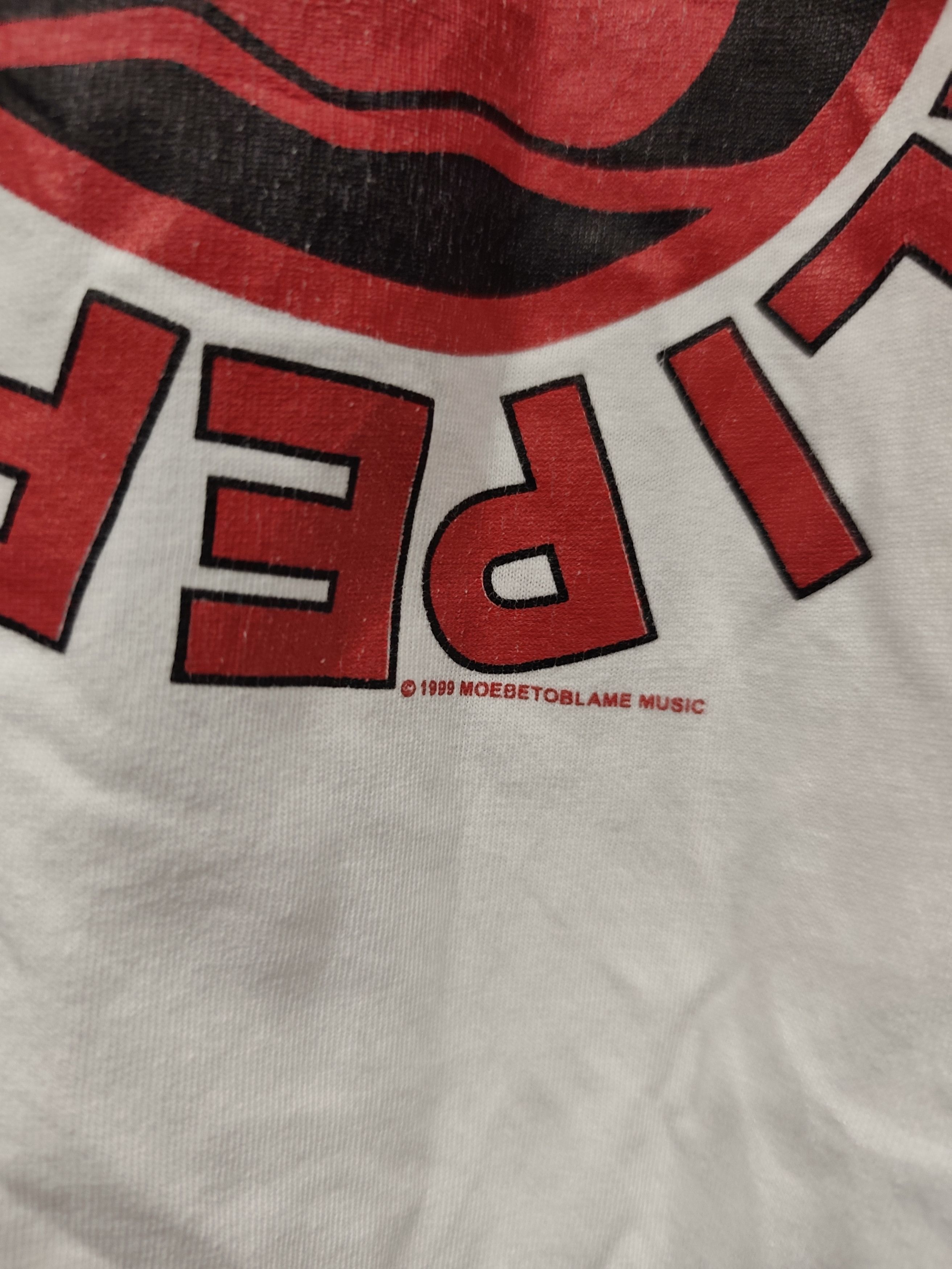 Band Tees × Vintage vintage 90s t shirt bootleg band red hot chili peppers Size US L / EU 52-54 / 3 - 4 Thumbnail
